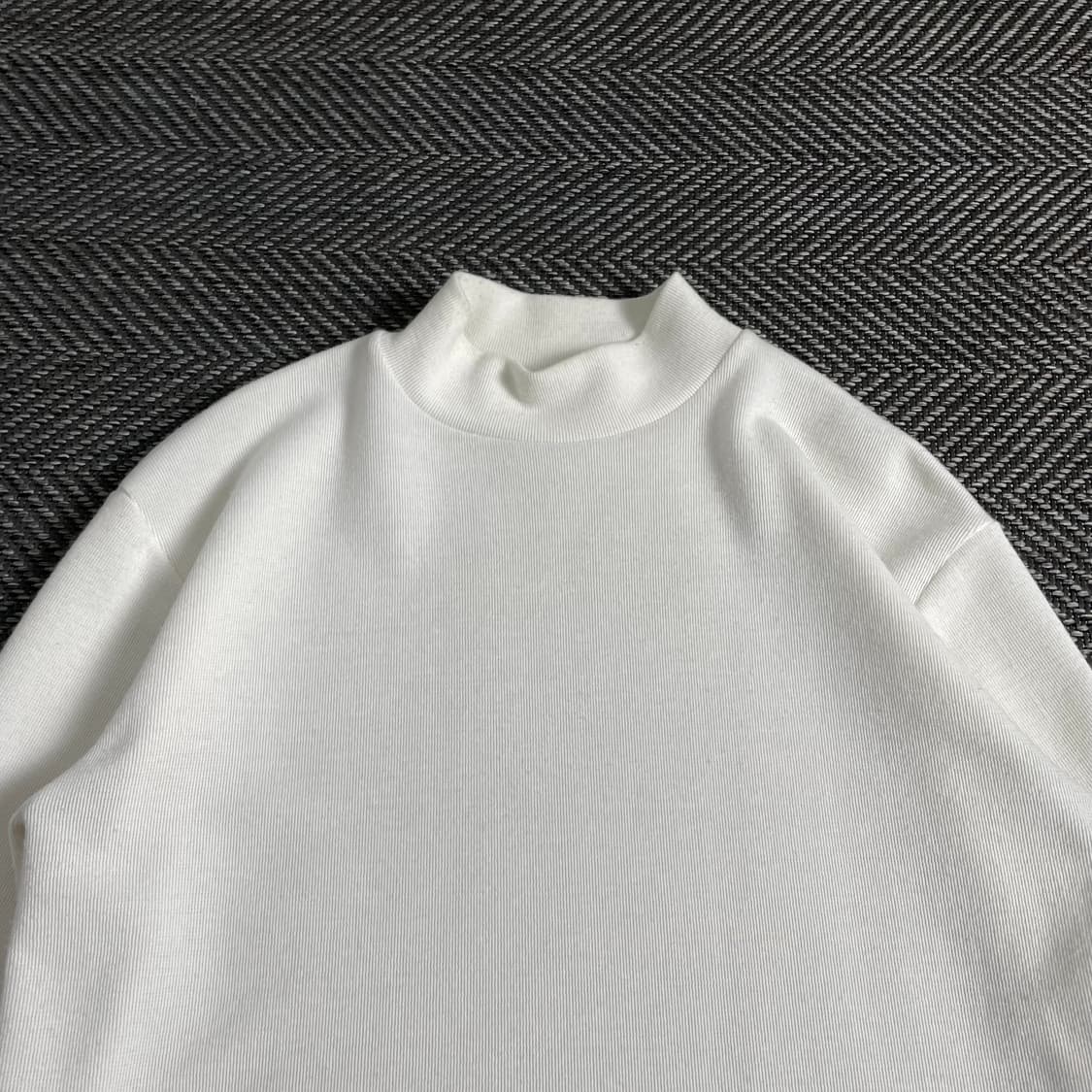 피앤콤마 머슬핏 미니멀 니트o 3749 상품이미지3