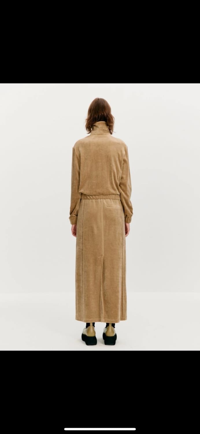 오픈와이와이 벨벳 트레이닝 맥시 스커트(베이지) 상품이미지2