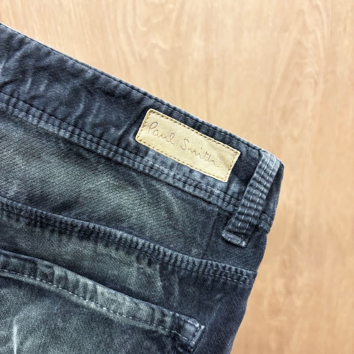 폴스미스 부츠컷 팬츠 코듀로이 벨벳 그라데이션 워싱 버튼 디테일 흑청 상품이미지6