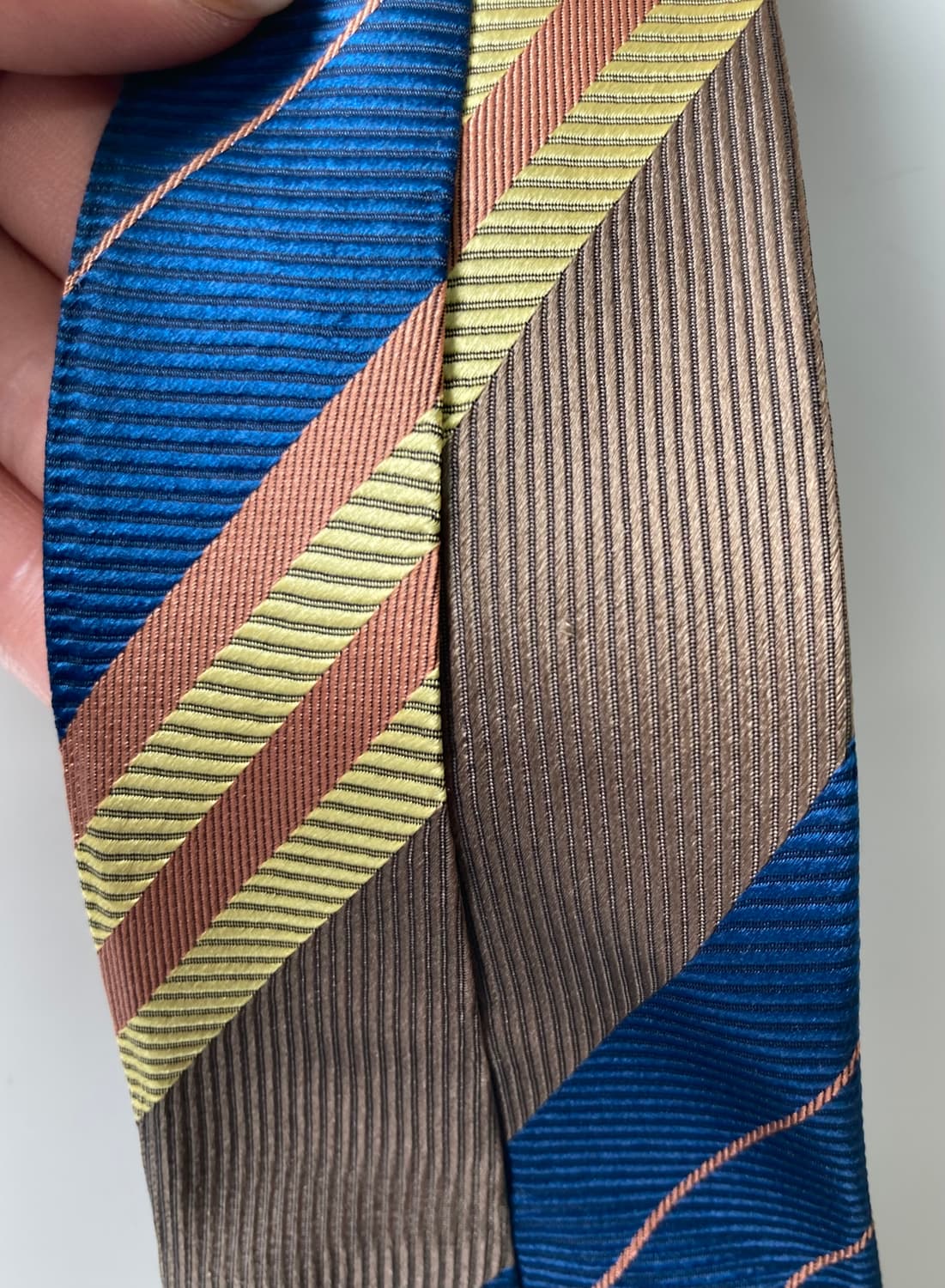 트루사르디 넥타이 상품이미지10