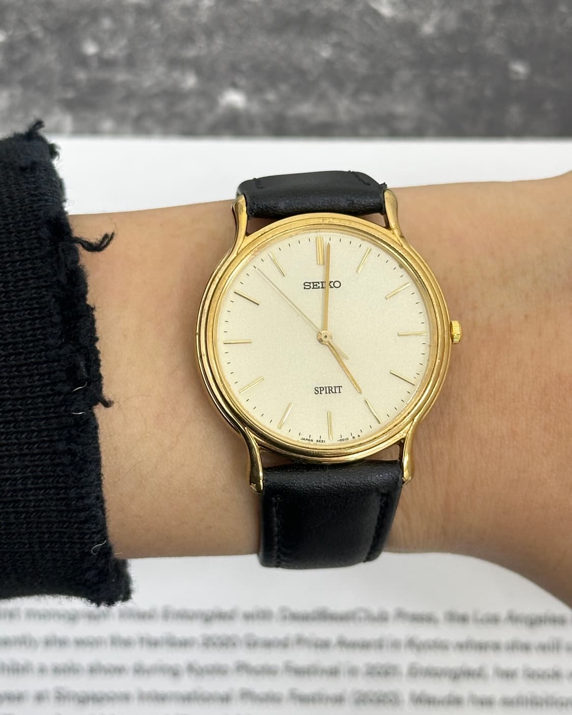 세이코 스피릿 골드 라운드 쿼츠 시계 상품이미지9