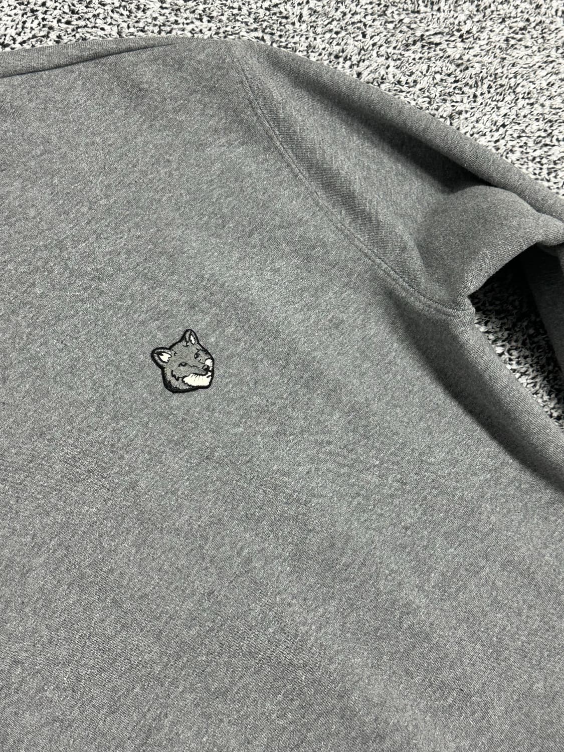 메종키츠네 신형 차콜 맨투맨 상품이미지5