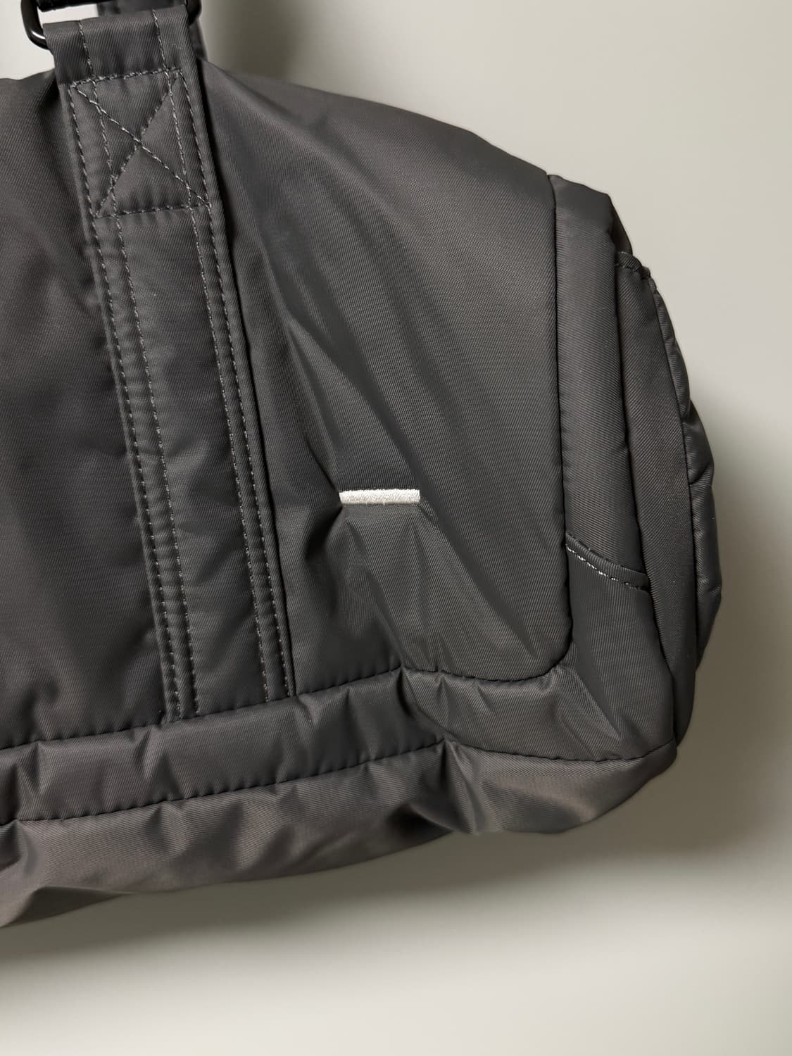 (새상품) 월스와일무브먼트 - CYLINDER BAG  상품이미지2