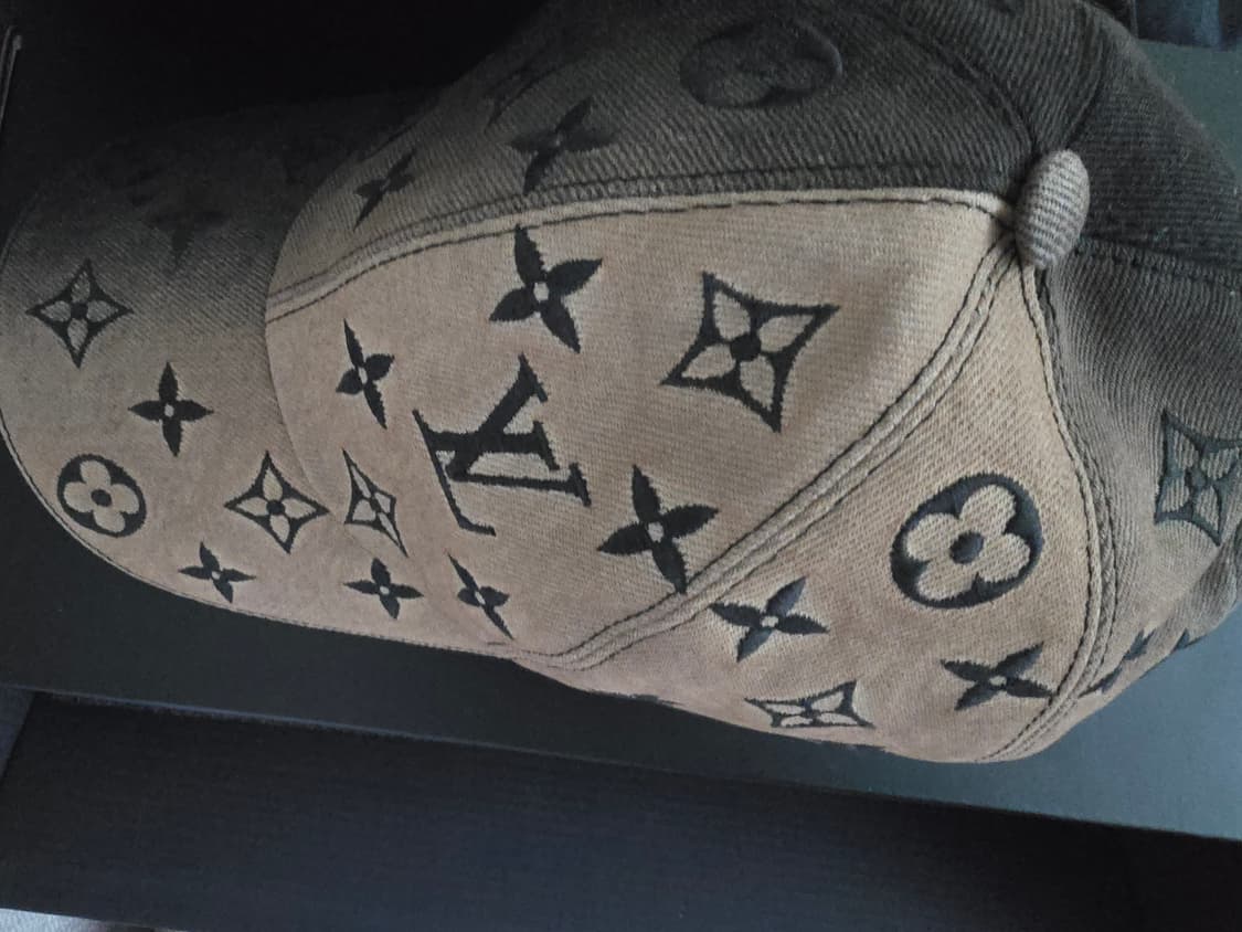 루이비통 그라데이션 볼캡 상품이미지3