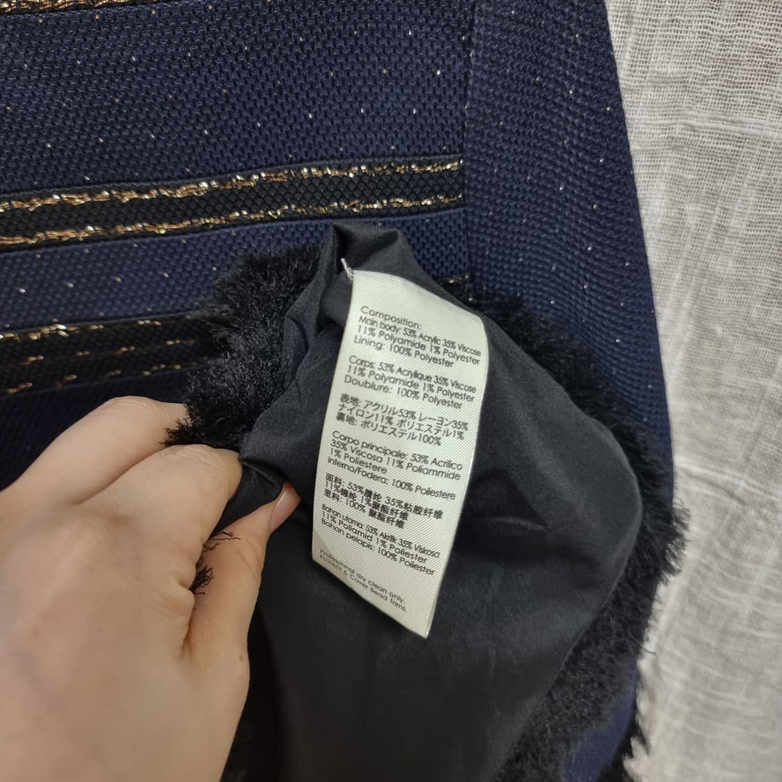 3.1 필립림 니트 블라우스 금사 스팽글 프린지 니트티 (55) 상태최상 상품이미지9