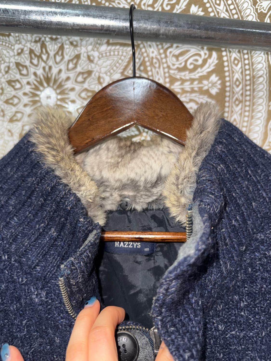 헤지스 하이넥 니트 가디건  상품이미지4