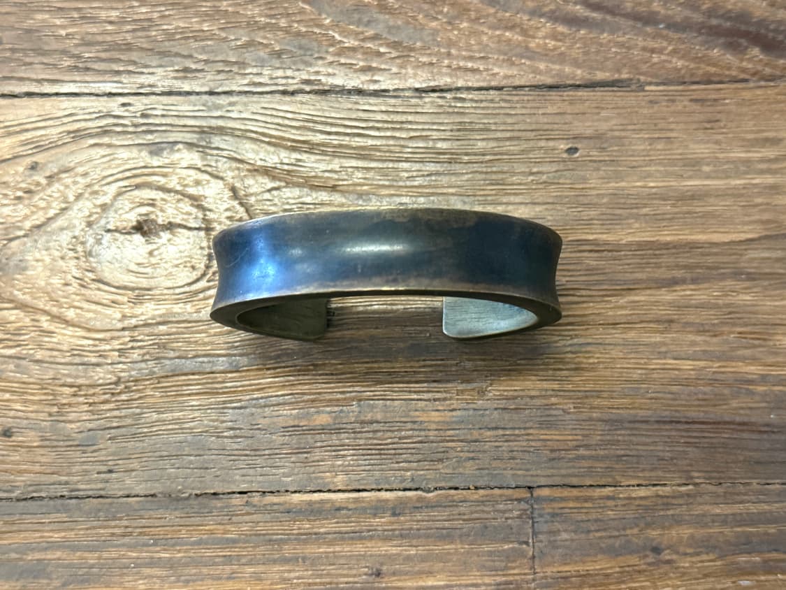 KLASICA Patina Brass Wide Cuff Bracelet 상품이미지3