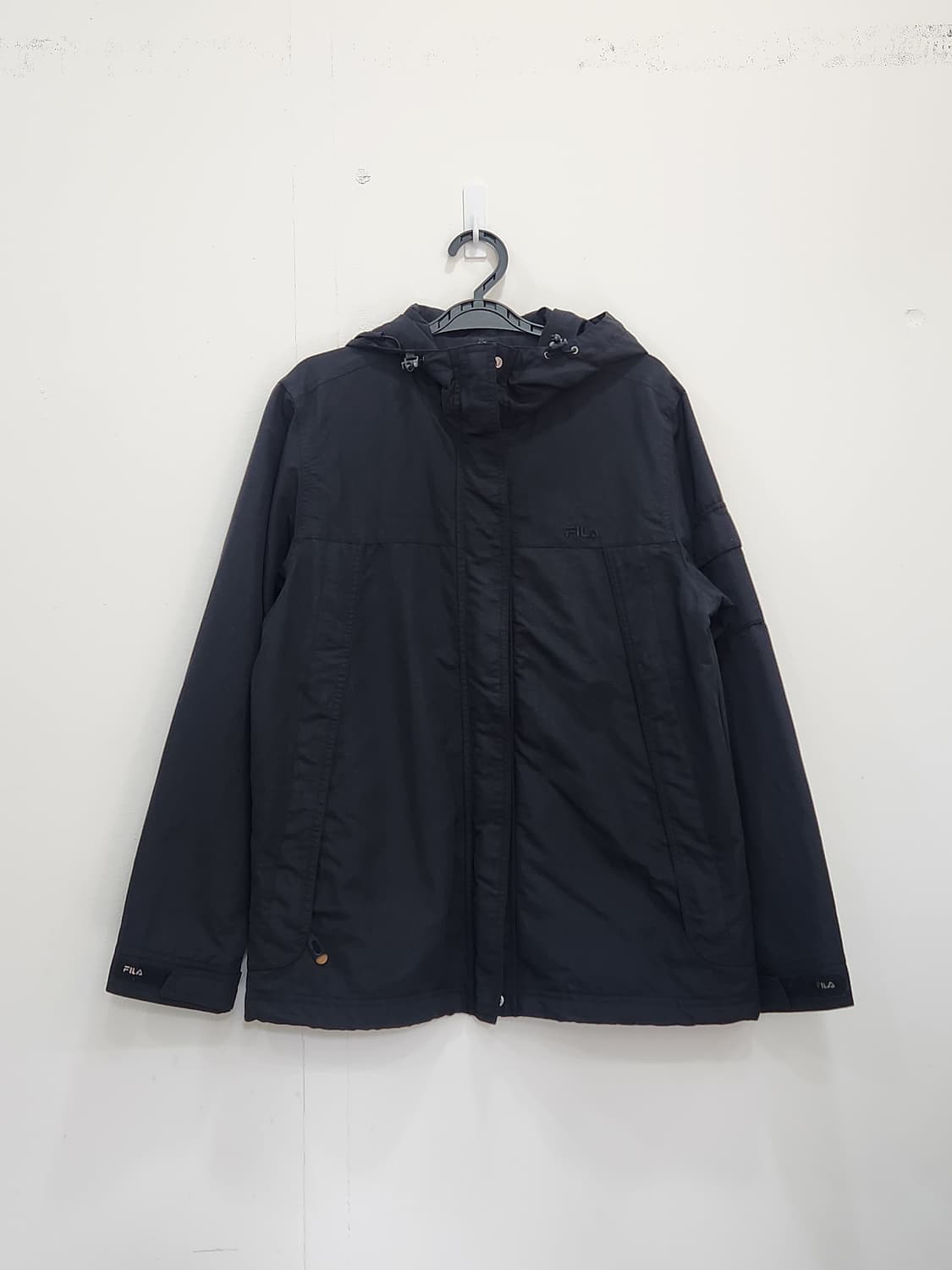 [100] 휠라 FILA 블랙 후드 바람막이 자켓 여성 100 상품이미지1