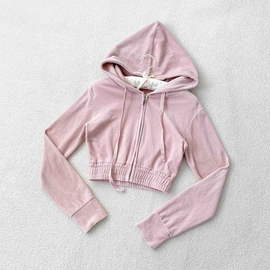 뮤트연핑크 벨벳 크롭 후드집업 상품이미지1