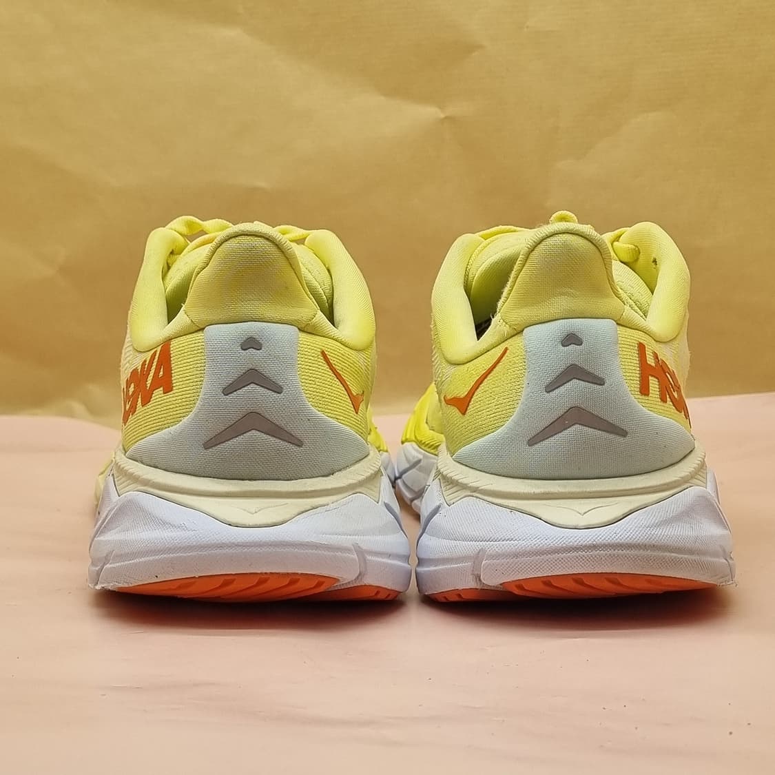 호카 아라히6 여성운동화240 상품이미지4