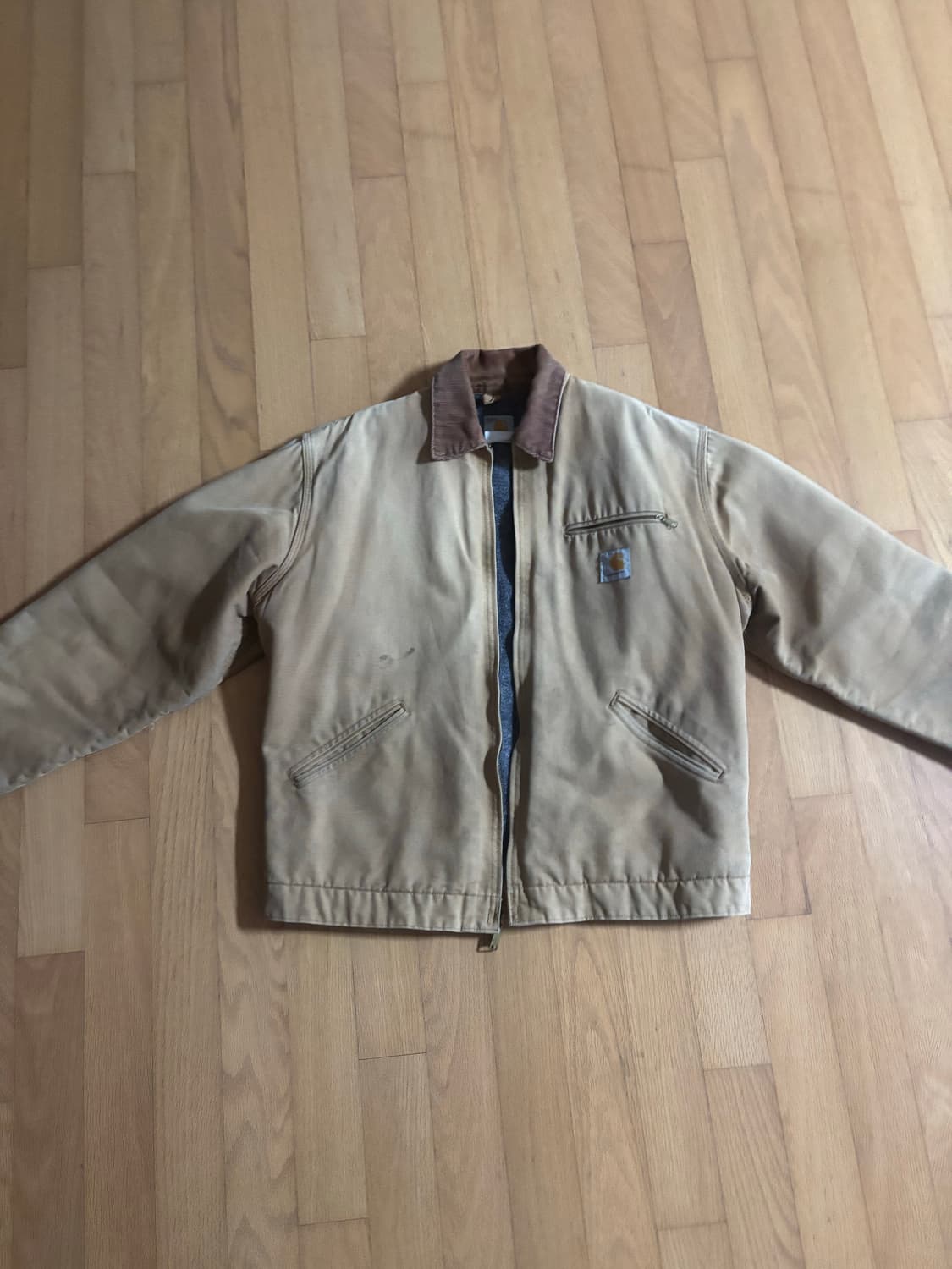 칼하트 디트로이트 j01 상품이미지1