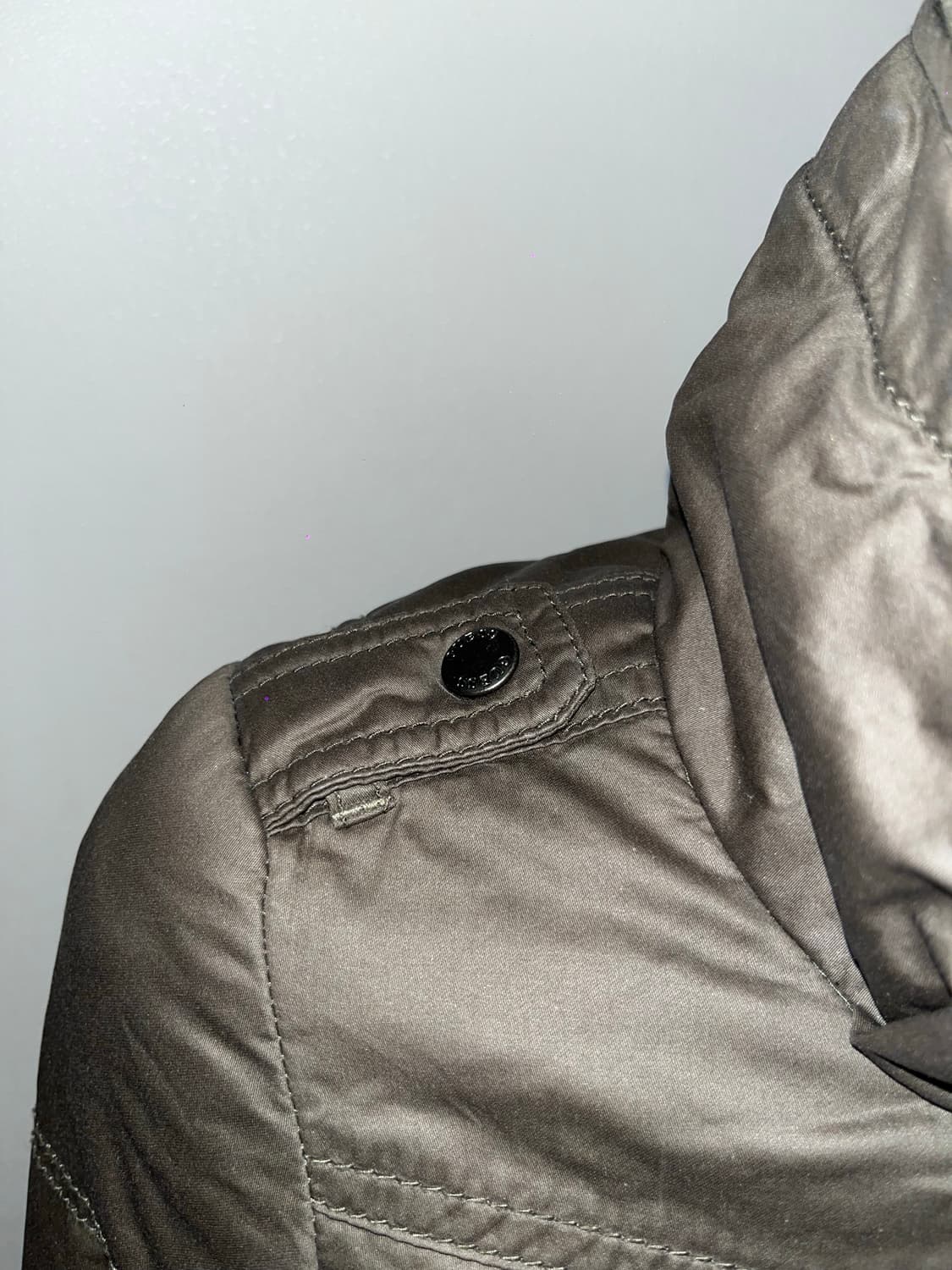 Guess khaki padded jacket 상품이미지7