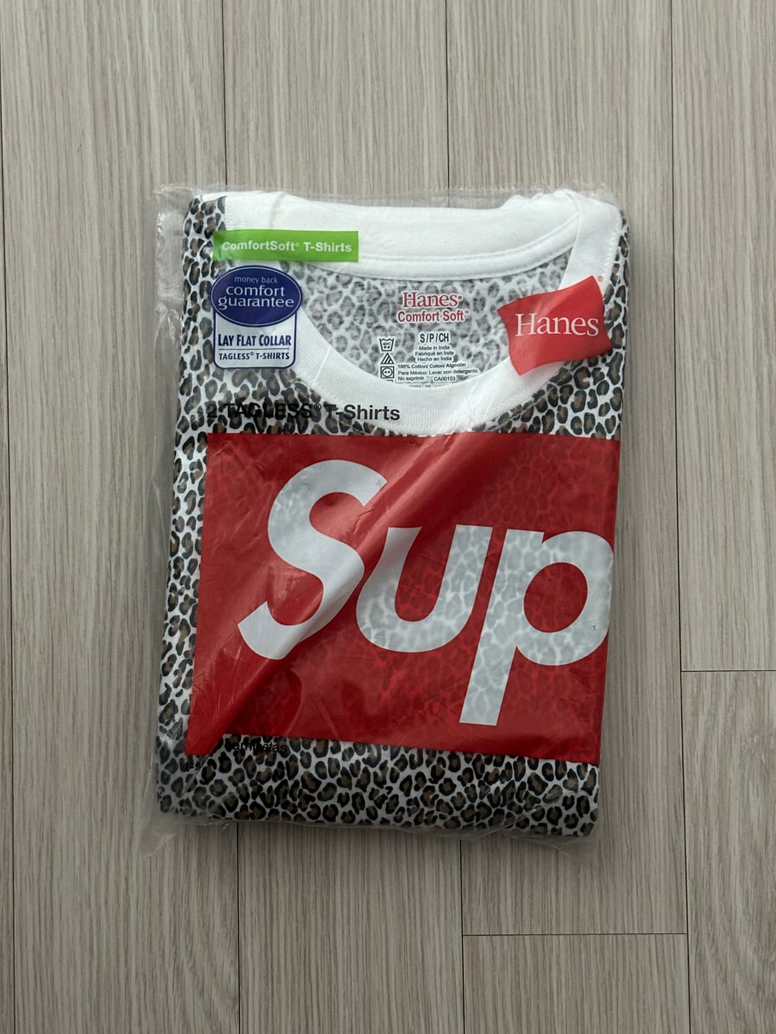 슈프림 헤인즈 태그리스 티셔츠 레오파드  상품이미지2