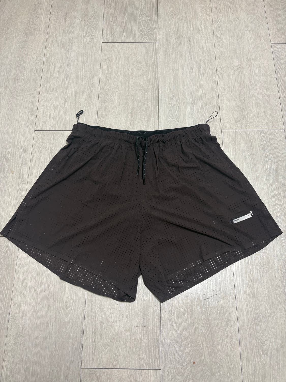 [XL] 새티스파이 5인치 쇼츠 딥 마호가니 상품이미지1