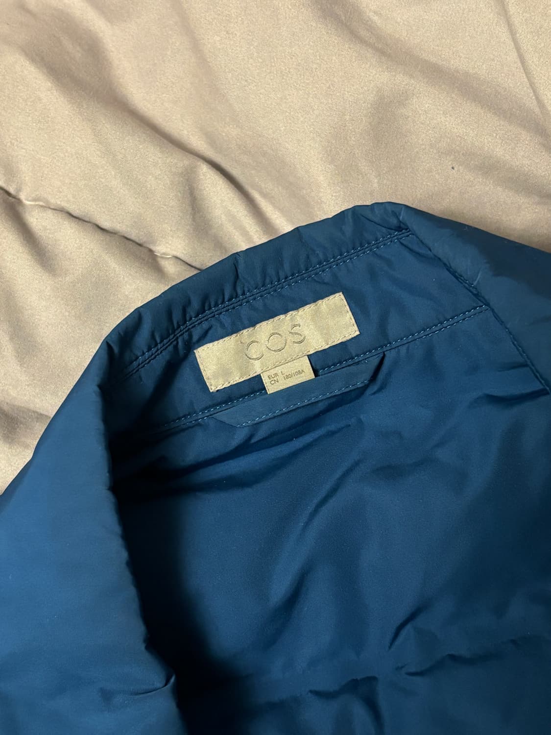 cos 코스 블루 패디드 자켓 상품이미지4