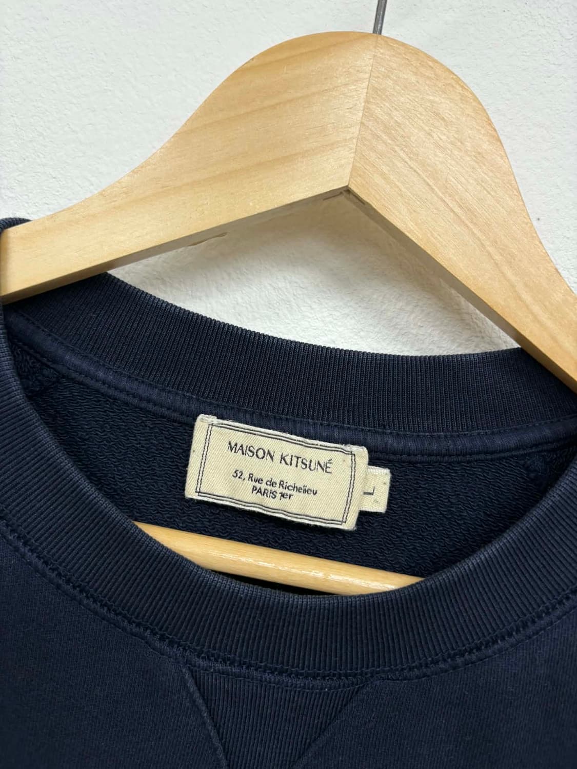 [L] 메종키츠네 네이비 맨투맨 스웻셔츠 상품이미지3