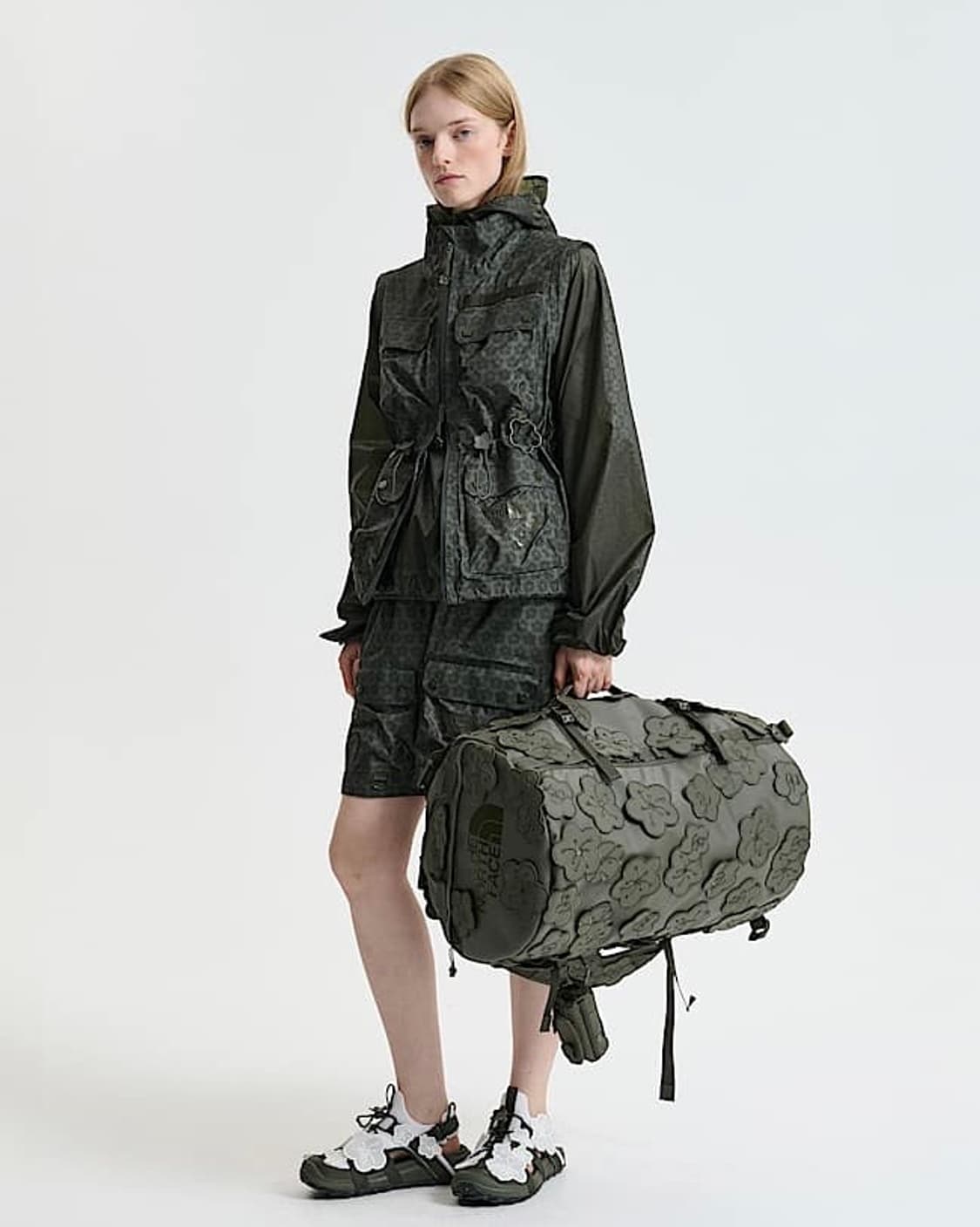 세실리에 반센 x 노스페이스 26ss Anna Base Camp 더플백 상품이미지5