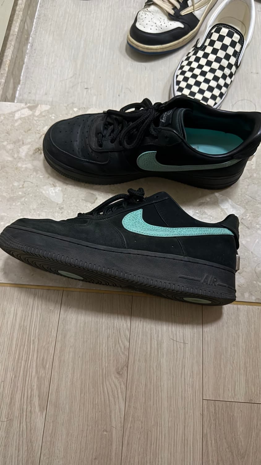 나이키 티파니포스 판매합니다. 280 상품이미지3