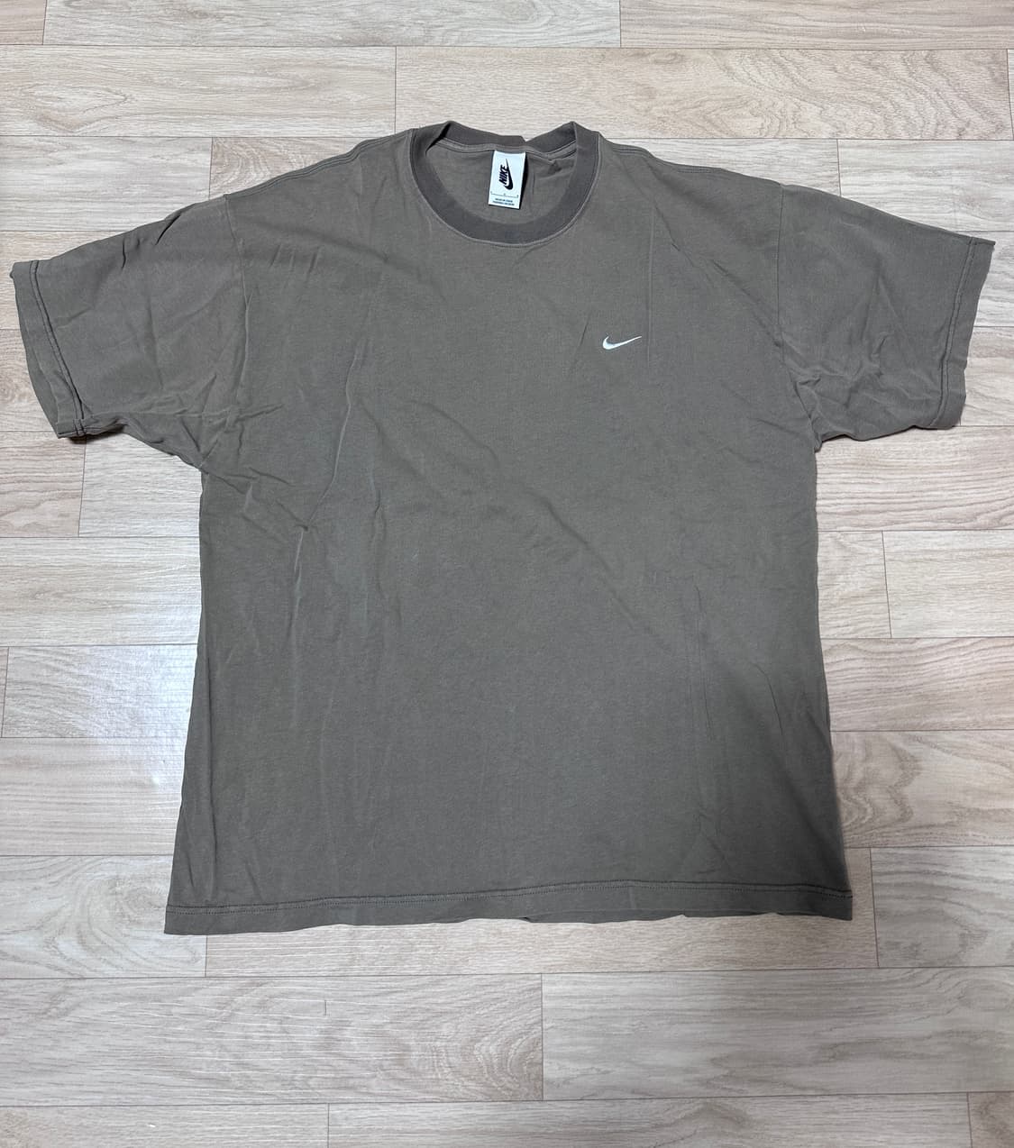 [L:US]나이키 NRG 솔로 스우시 티셔츠 올리브 그레이 상품이미지2