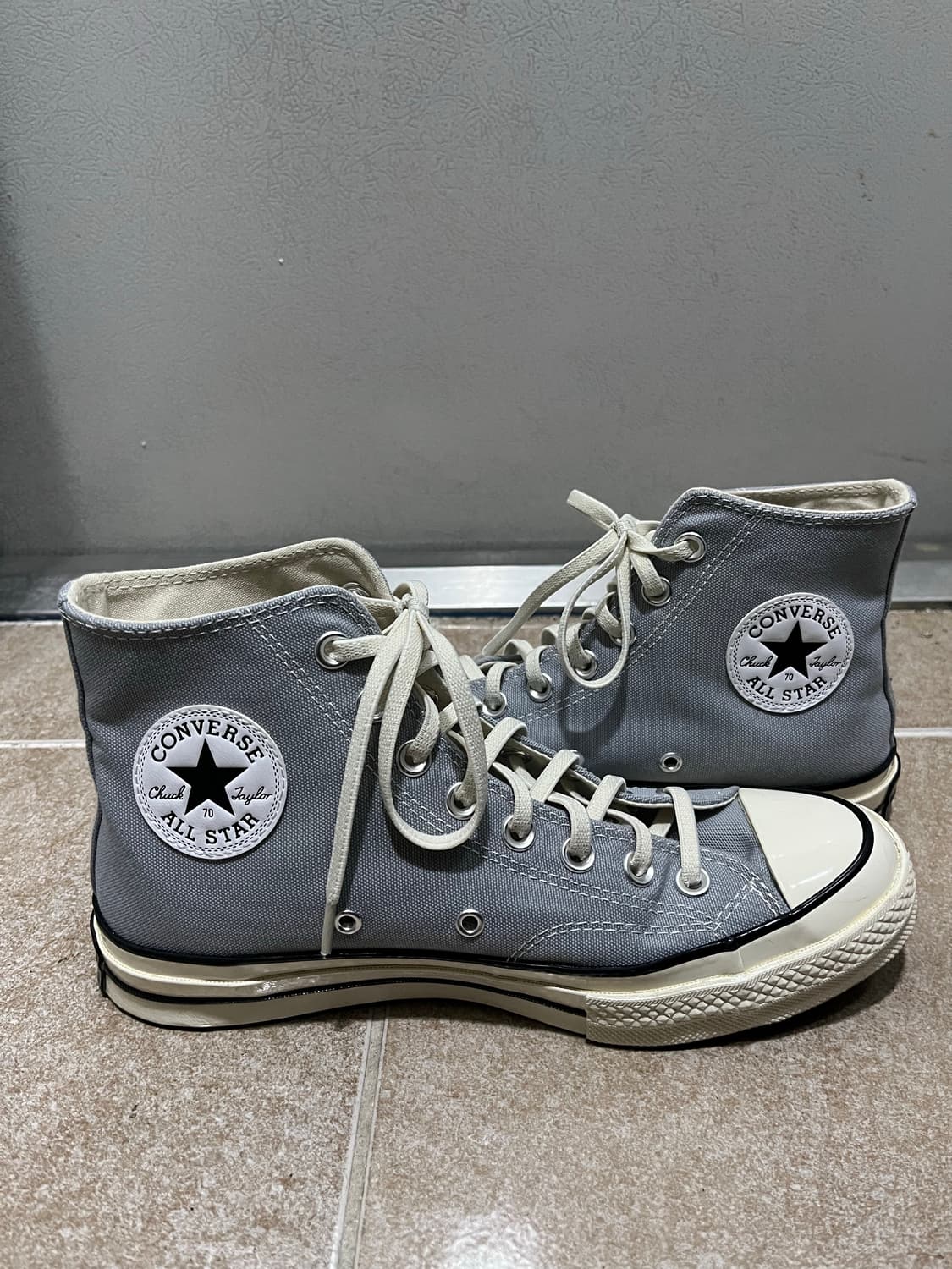 ‼️고무끈 포함) 컨버스 척 70 하이 울프그레이 245 상품이미지1