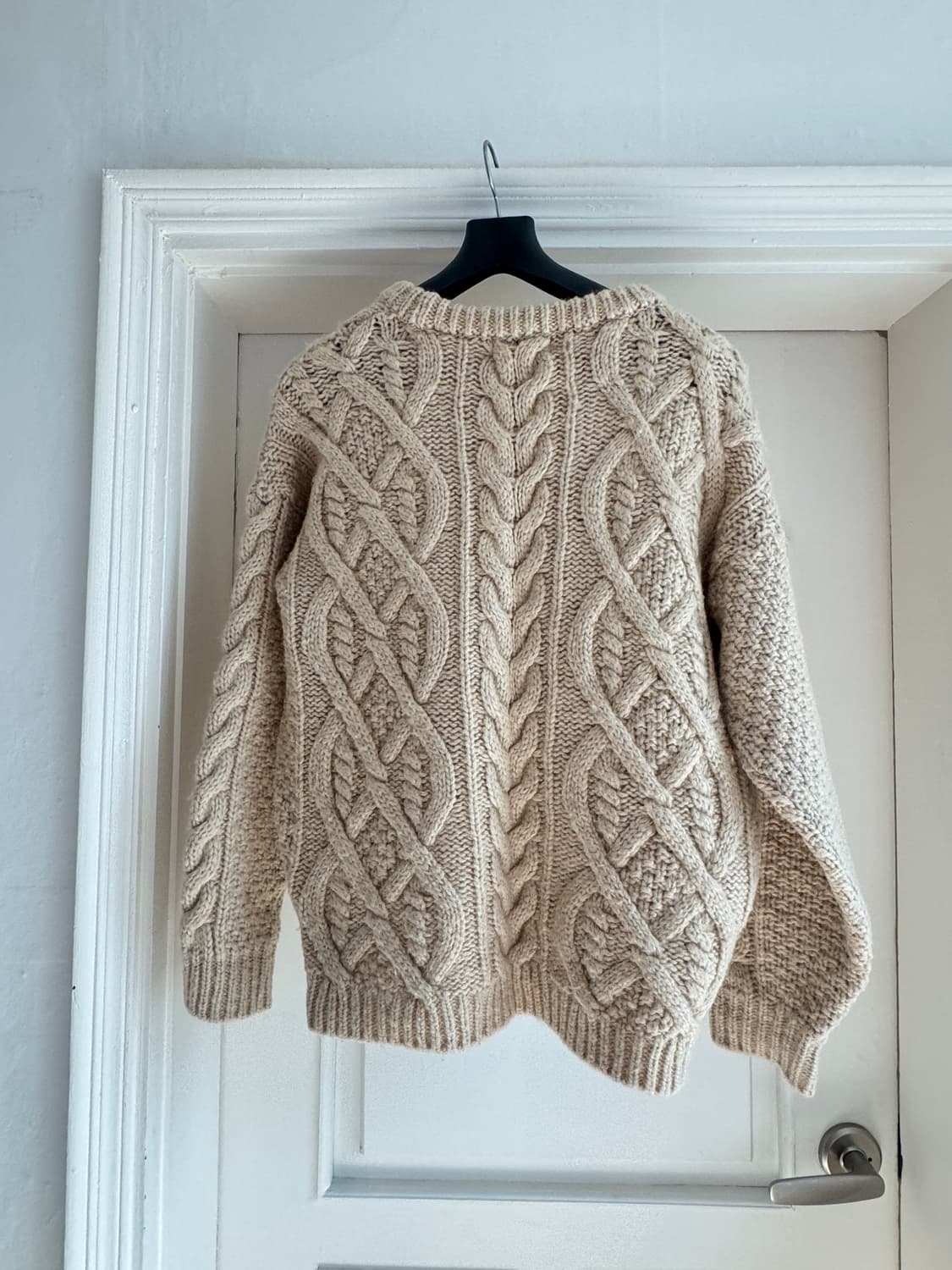 시엔느 올드 파더 스웨터 / 크림 컬러 상품이미지3