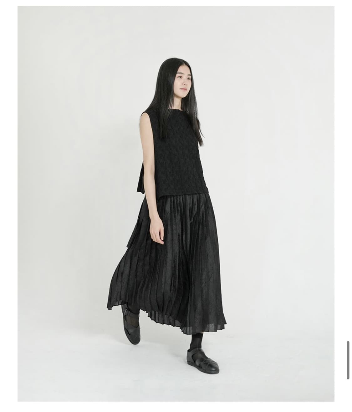 유노이아 Crinkle Pleats Skirt s사이즈 상품이미지1