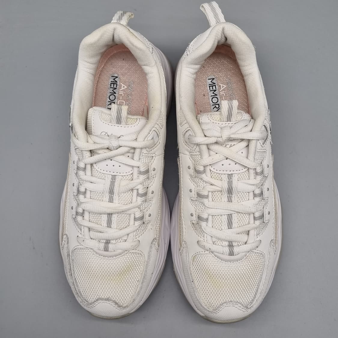 스케쳐스 딜라이트4.0 여성운동화230  상품이미지2