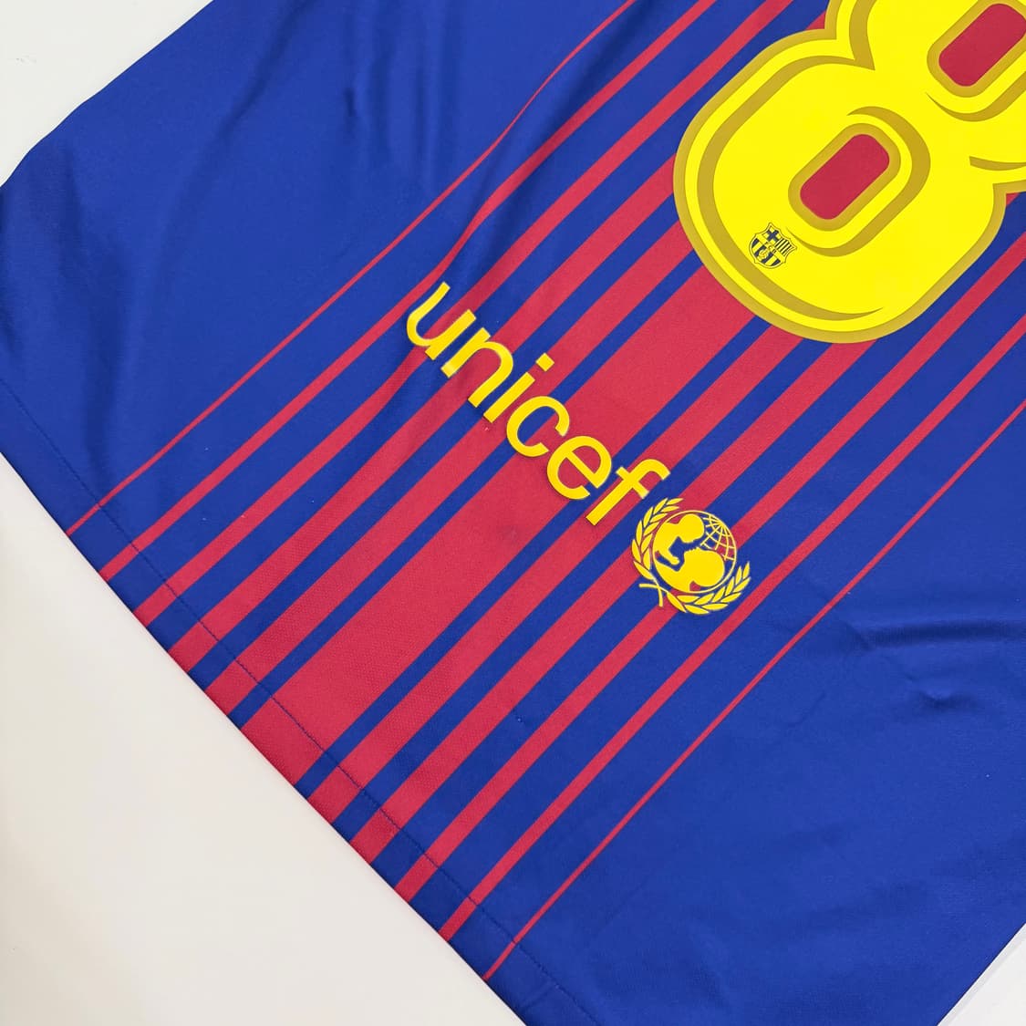 17-18 바르셀로나 홈 이니에스타 유니폼 상품이미지4