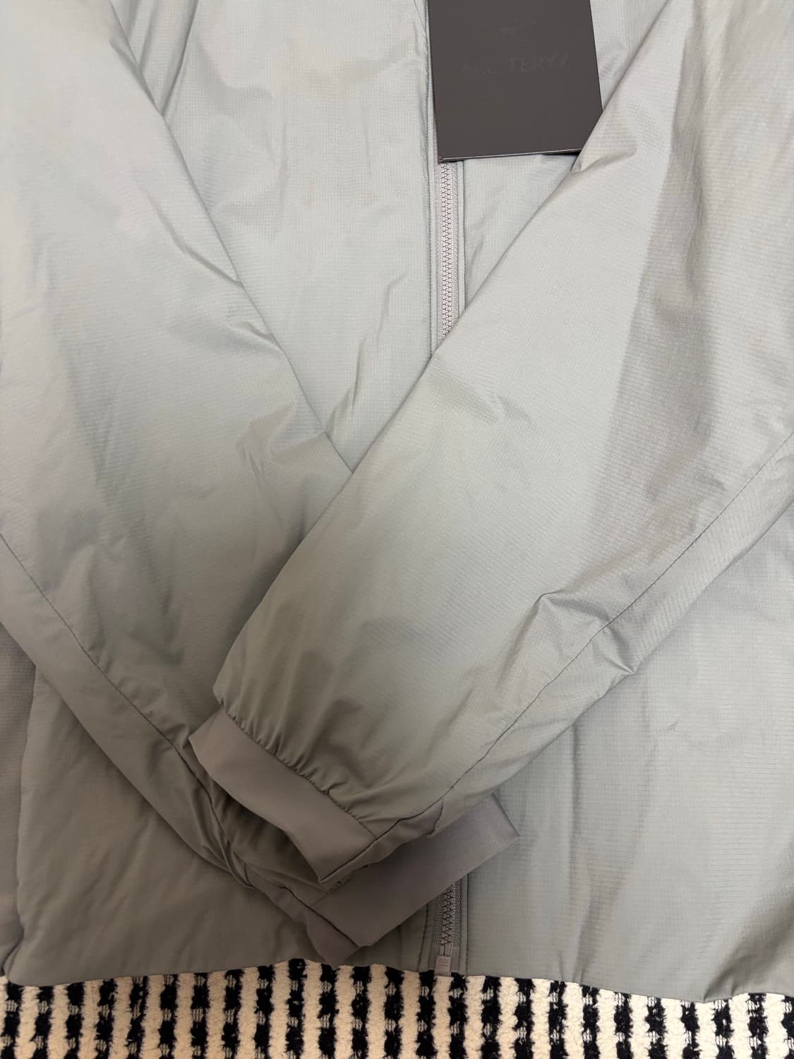 아크테릭스 아톰 LT 후디 보이드 상품이미지4