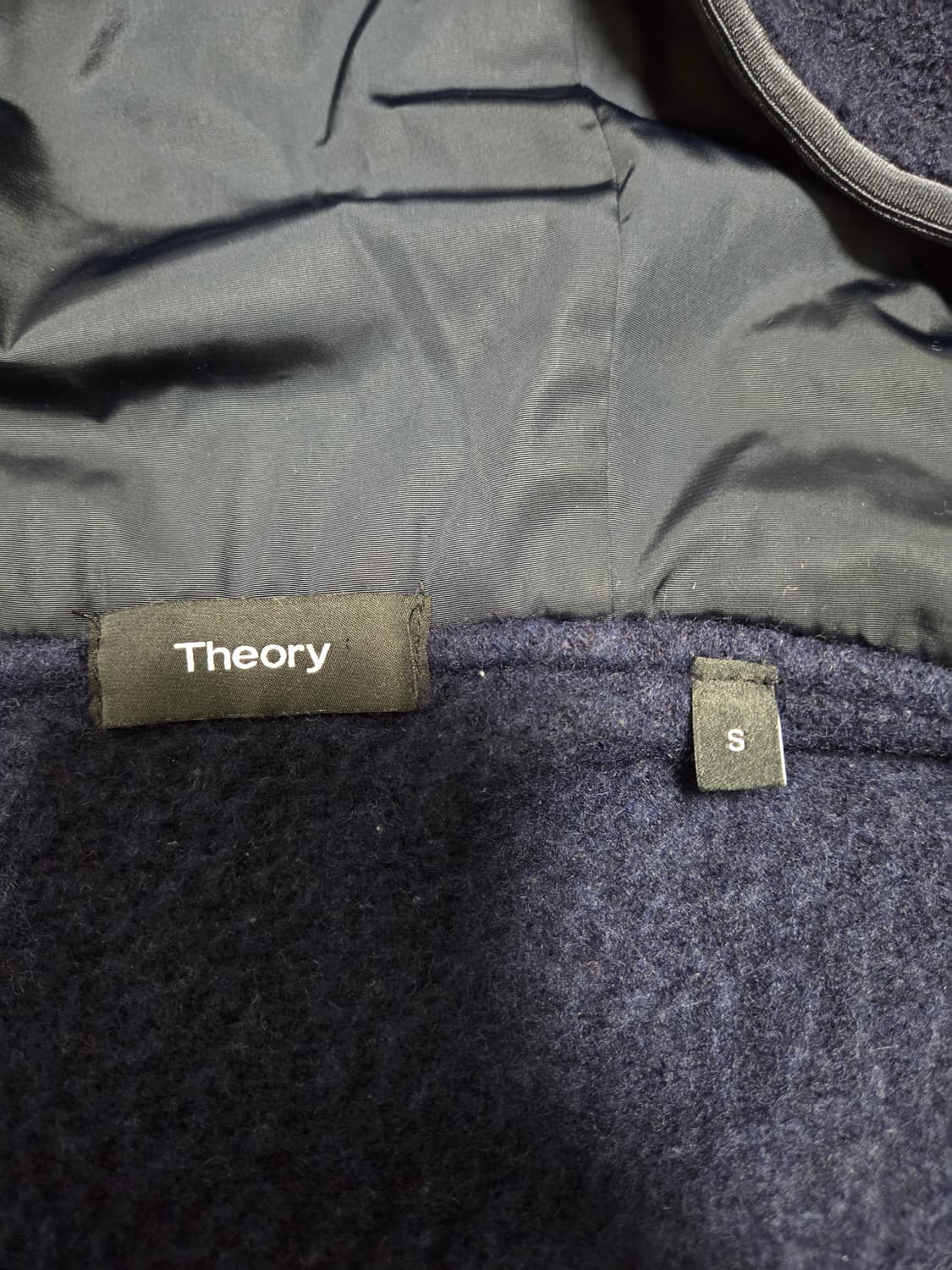 띠어리 네이비 플리스 후드집업 상품이미지10