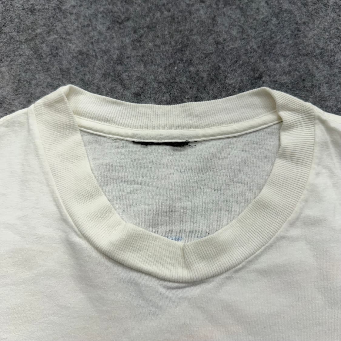 90s Vintage HESS Single Stitch Tshirt 상품이미지4