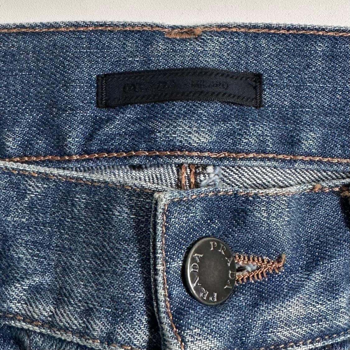 프라다 중청 스트레이트 핏 데님 팬츠 상품이미지7