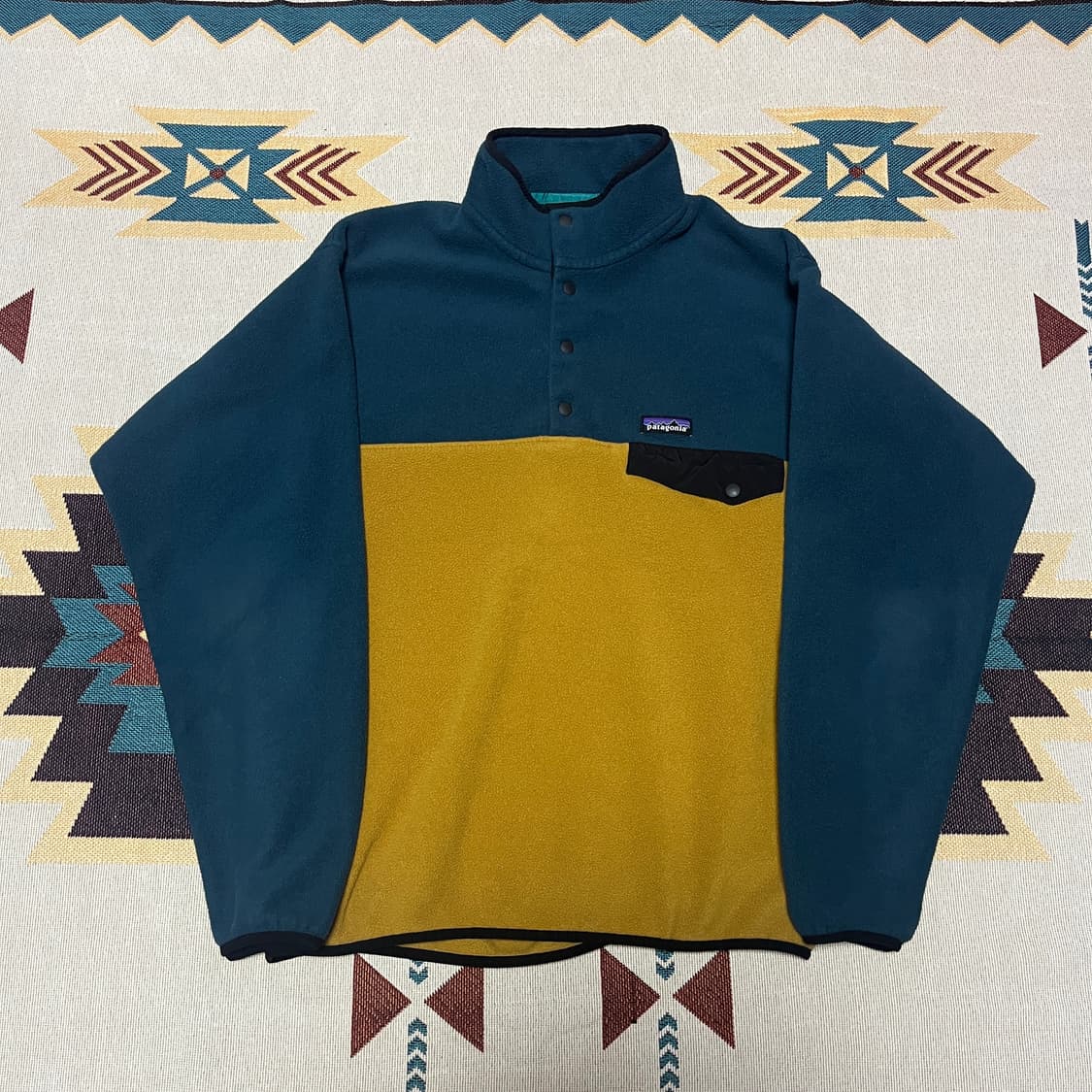 파타고니아 신칠라 투톤 컬러 스냅티 M 상품이미지1