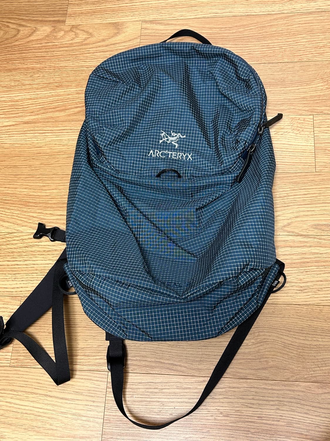 아크테릭스 컨실15 Nightscape 상품이미지1