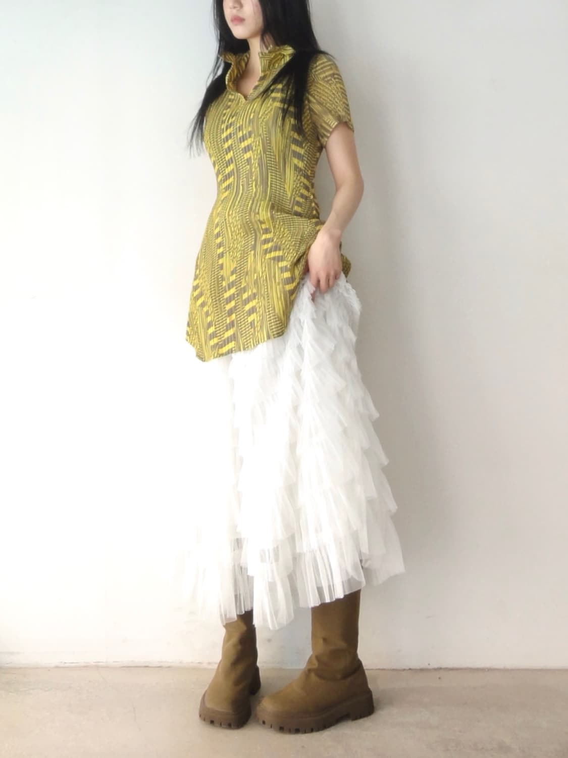 Architexture pattern neck fixed pleats  상품이미지5