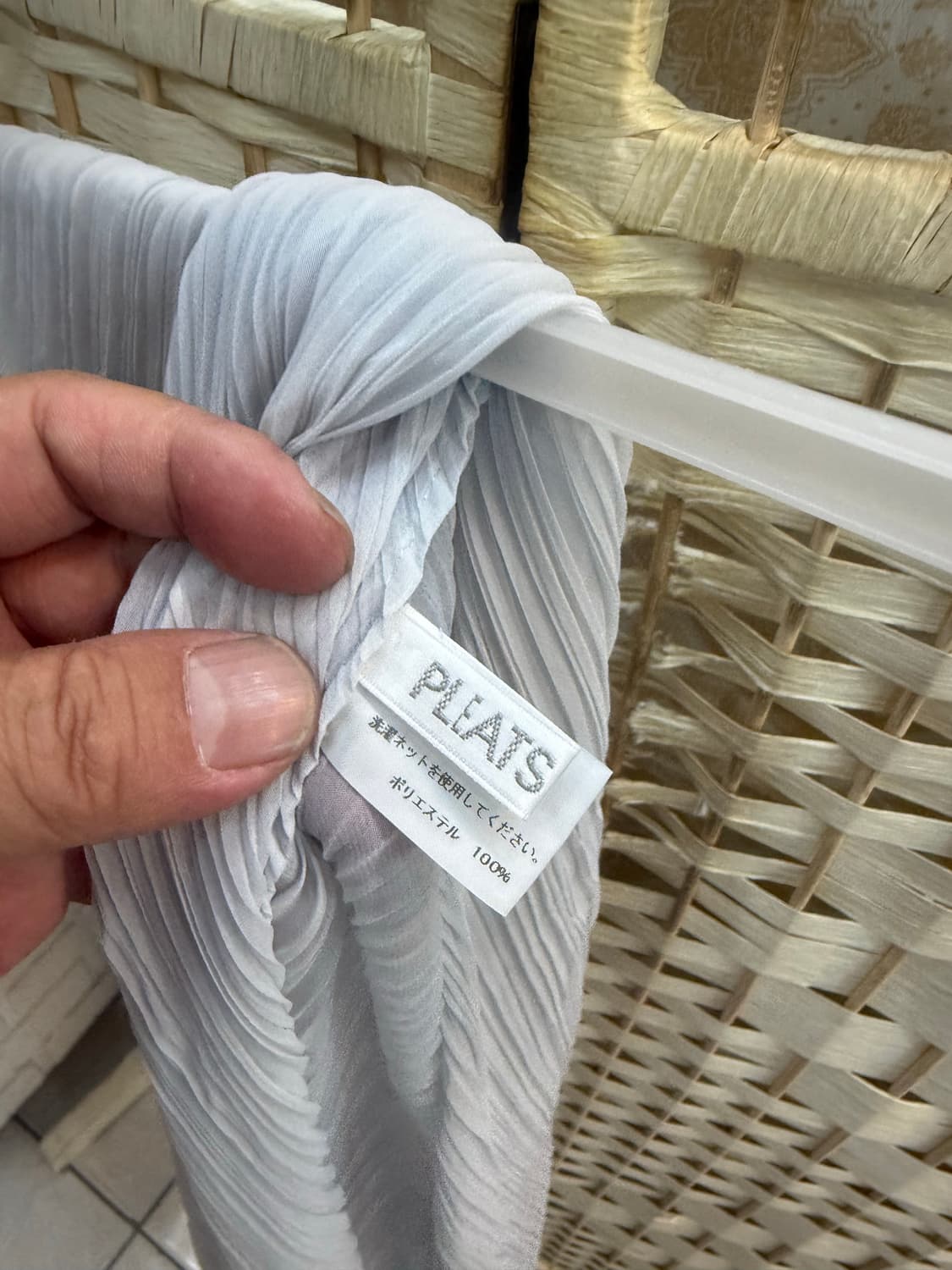 정품 플리츠플리즈 스카프 팝니다 상품이미지2