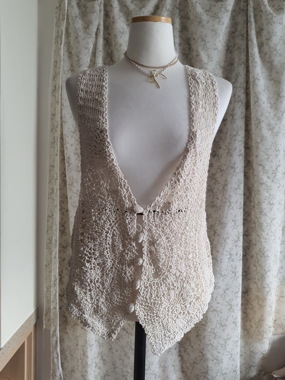 [빈티지] 아이보리색 크로셰 뜨개 조끼 빈티지 스타일 상품이미지1