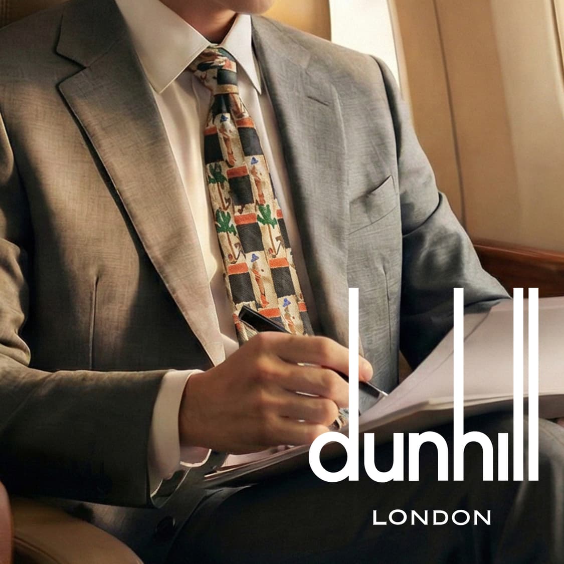 던힐 실크 블랙 패턴 넥타이 9.9cm A+등급 K1822
 상품이미지1