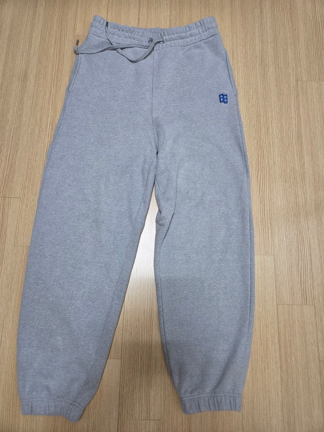 아더에러 시그니피컨트 TRS팬츠 그레이 L사이즈 팝니다 상품이미지1