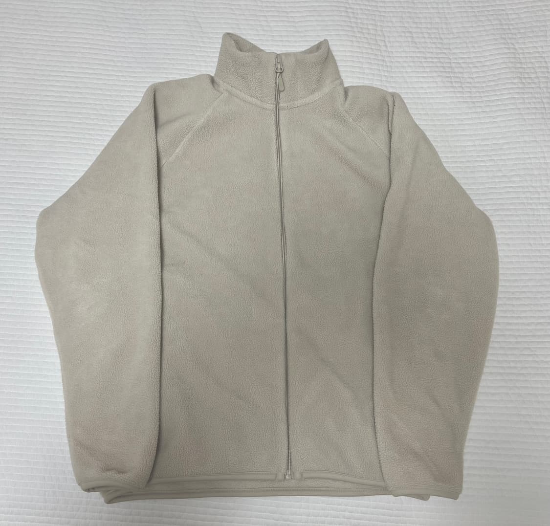 유니클로 아이보리 후리스(한 번 착용) 상품이미지1