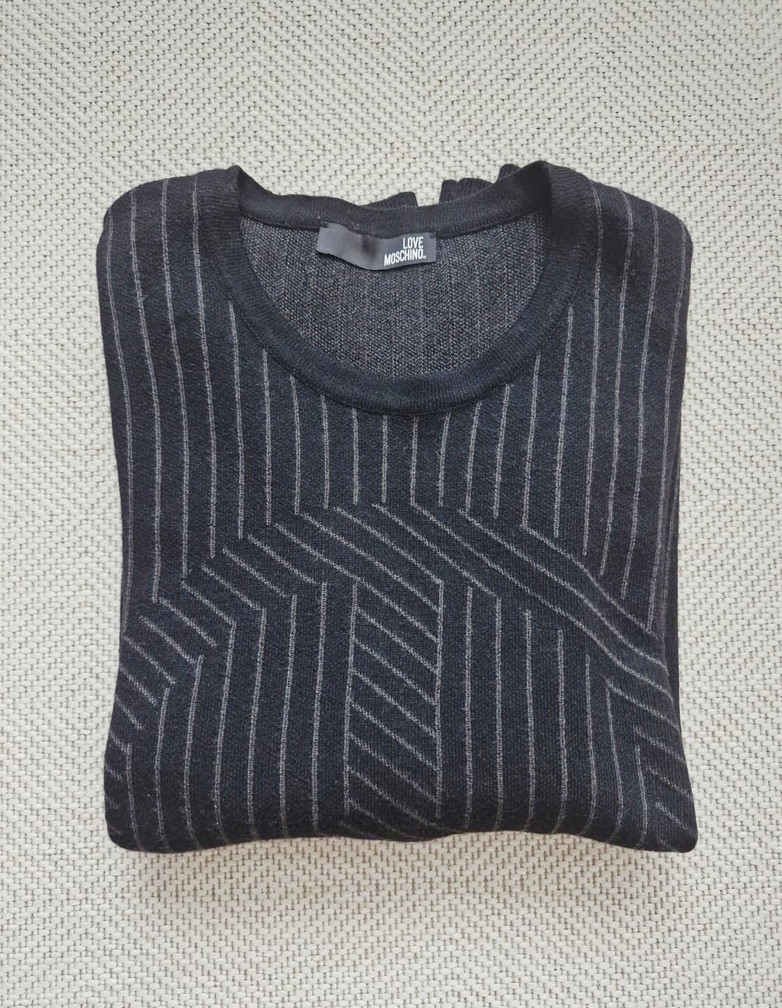 정품 러브 모스키노 피스 니트 2XL 미착용 상품이미지2