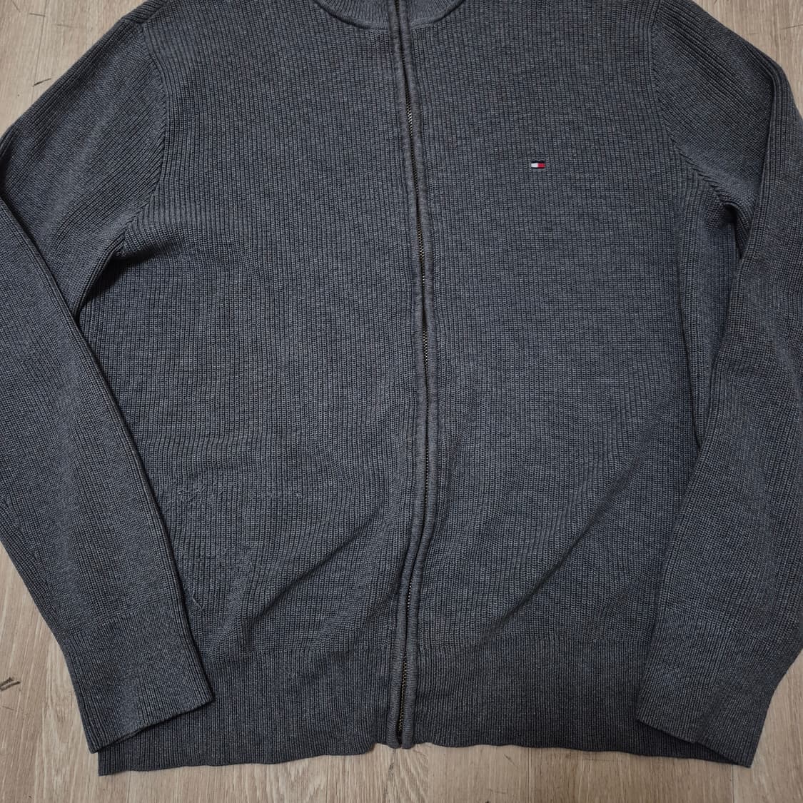 타미힐피거 미니플래그 남성 니트집업 L(100) 상품이미지3