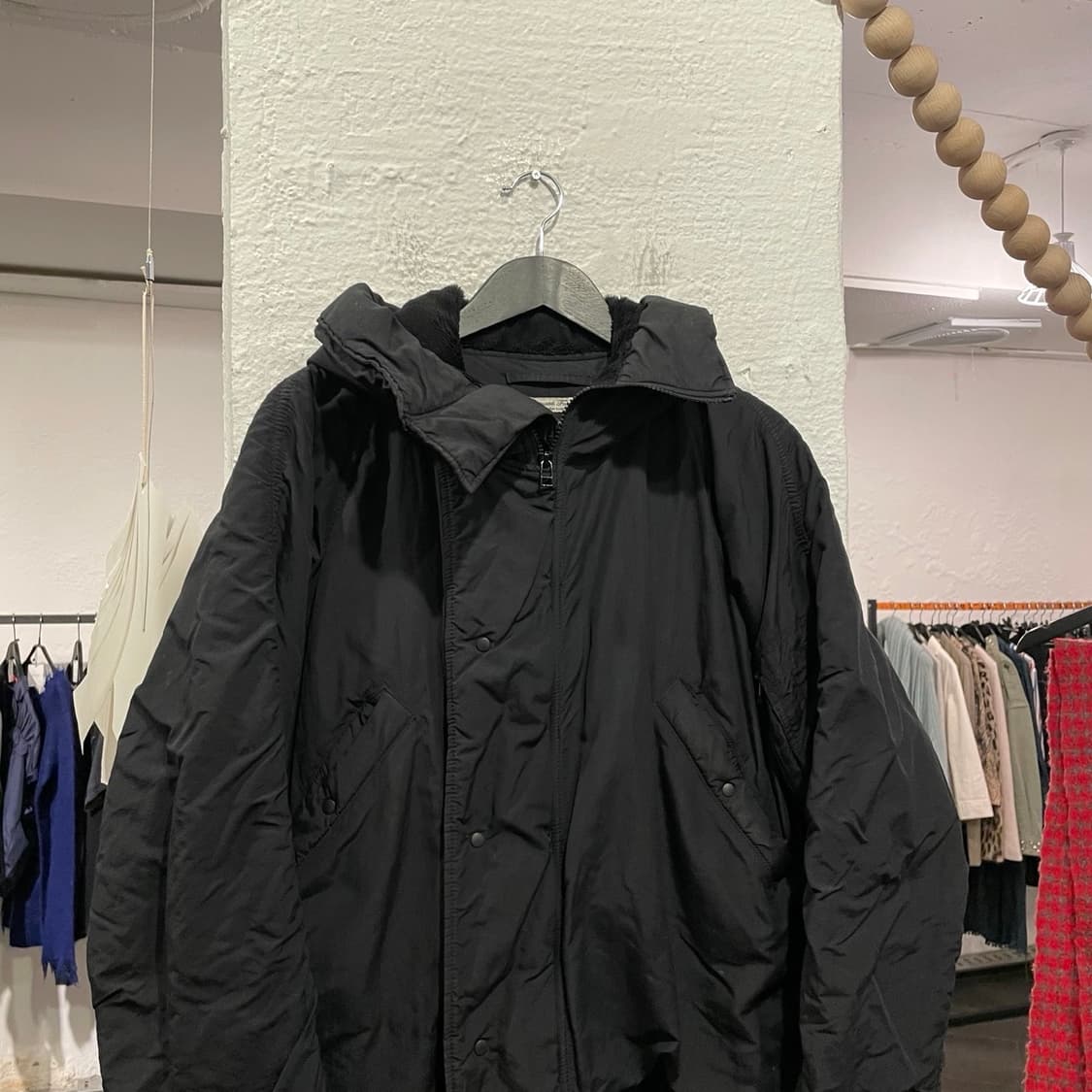 사스콰치패브릭스 N2B 봄버 자켓 상품이미지2