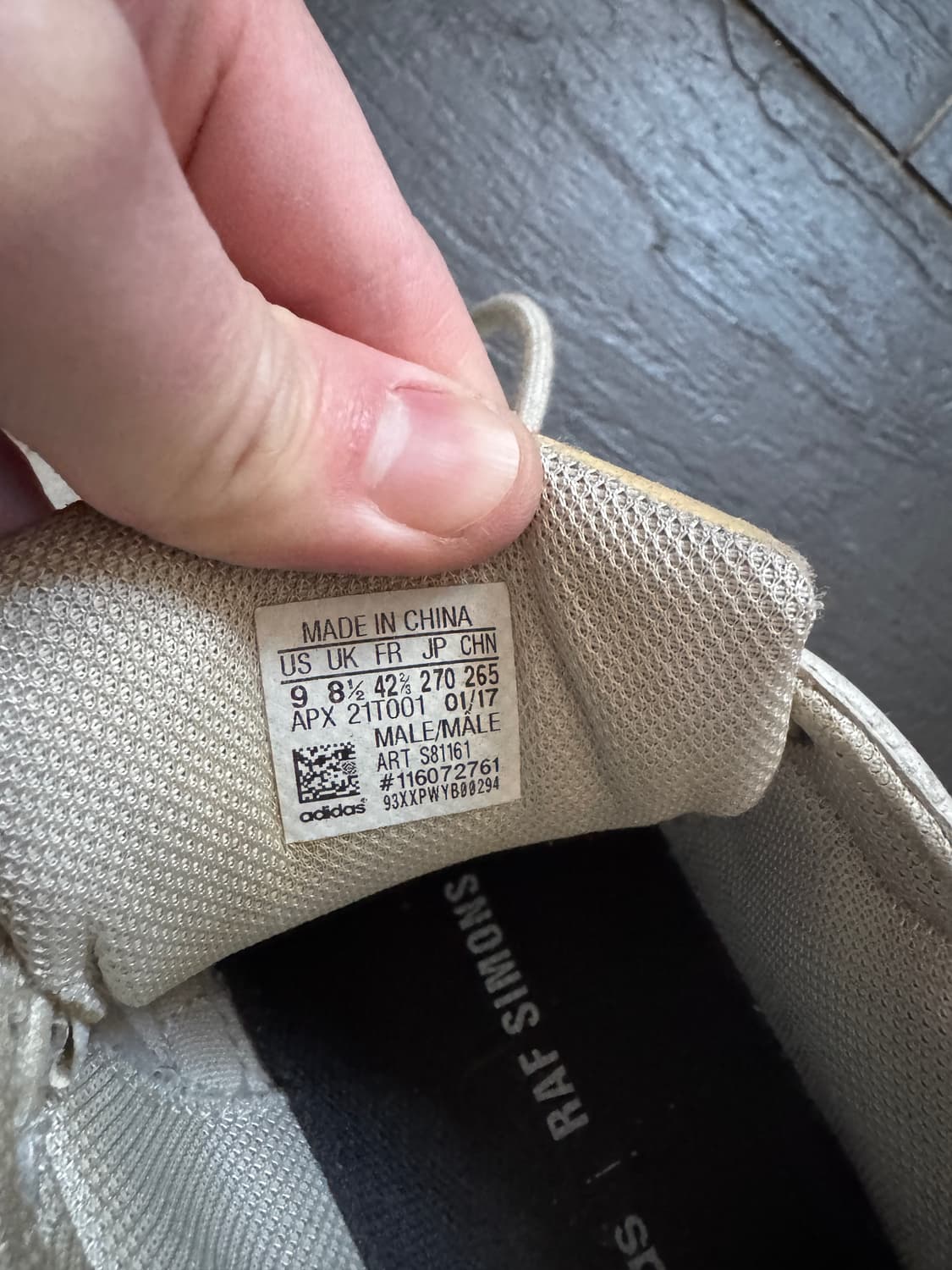 Raf Simons 라프 시몬스 아디다스 오즈위고 버니크림 270 상품이미지5