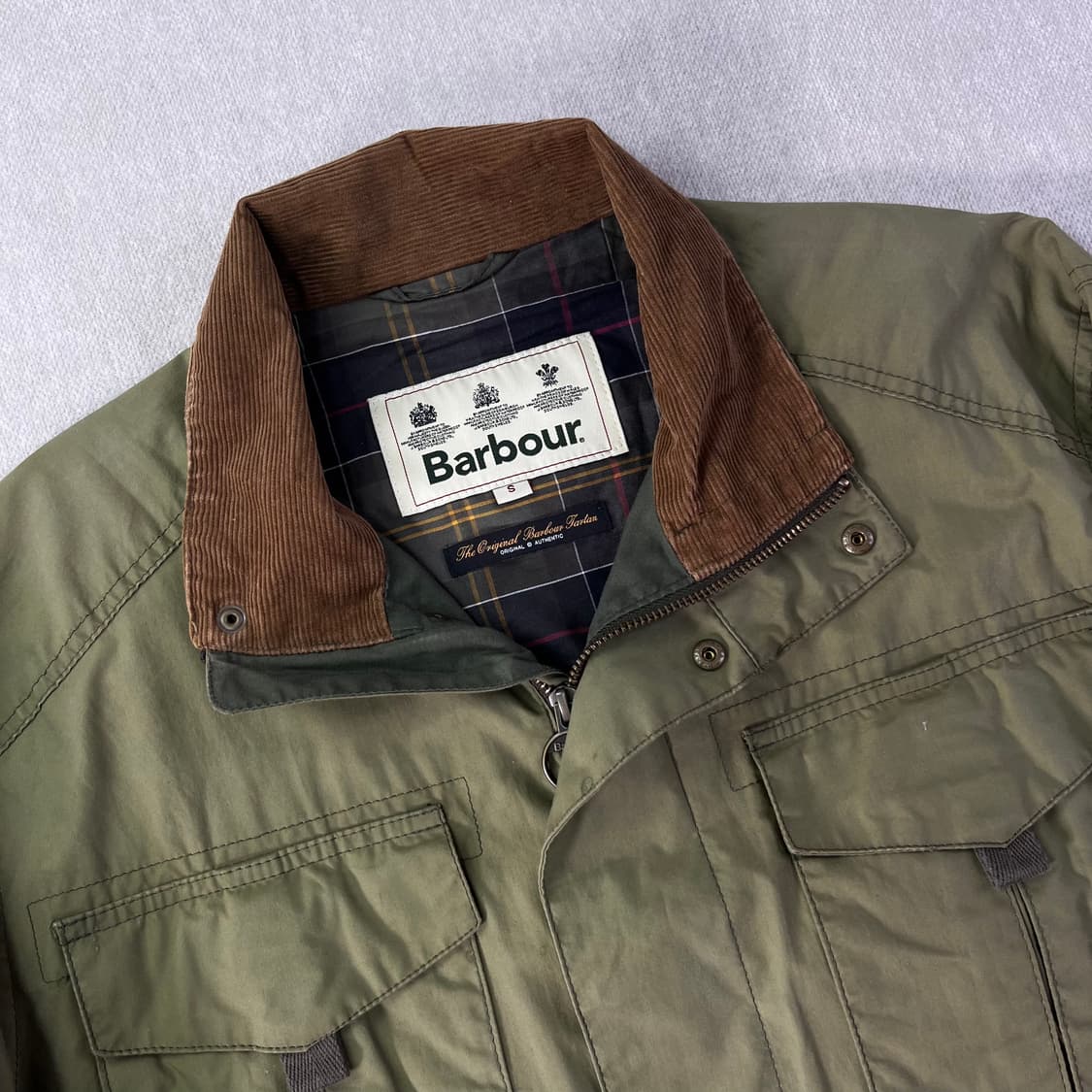 100 바버 23ss 올리브 샌더링 캐주얼 자켓 상품이미지2