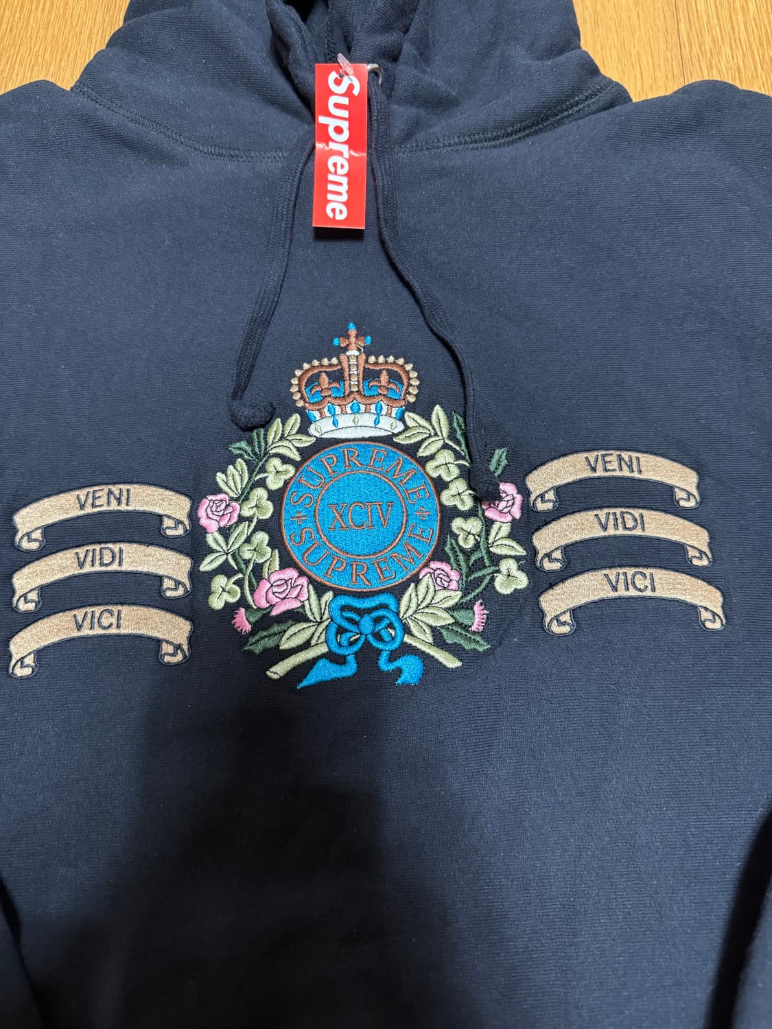 16FW  M 슈프림 크레스트후드 블랙 상품이미지2