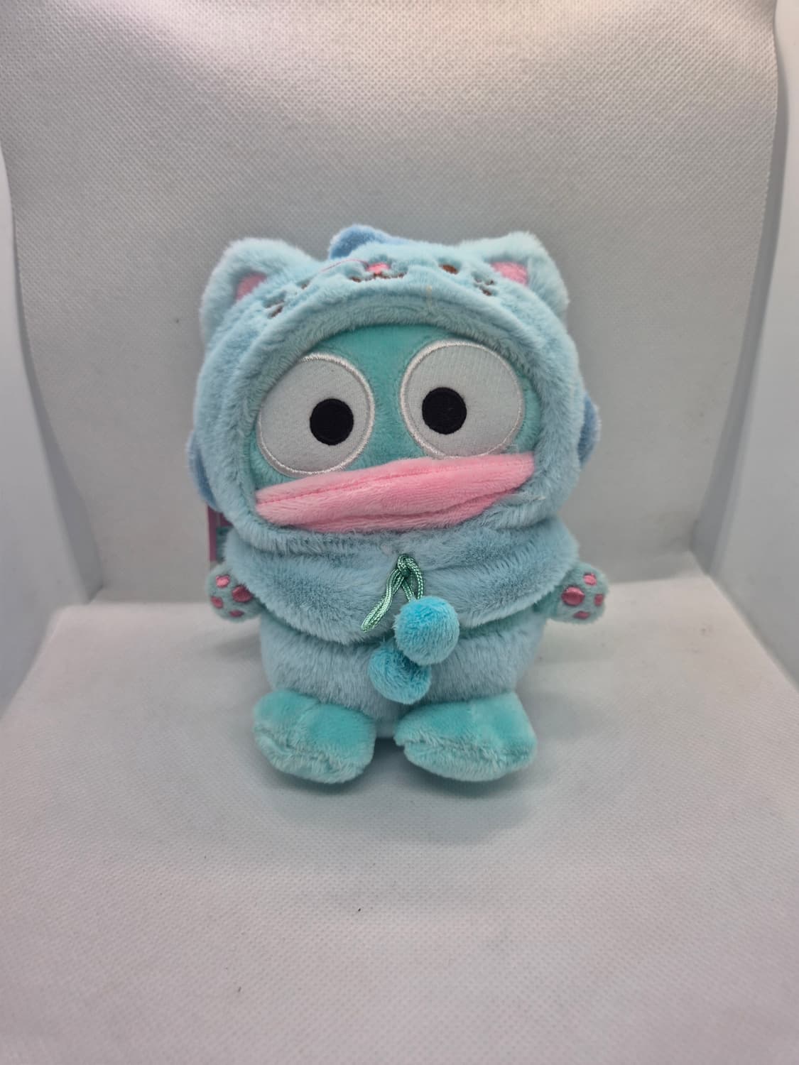 산리오 고양이 후드티 입은 한교동 키링 상품이미지1