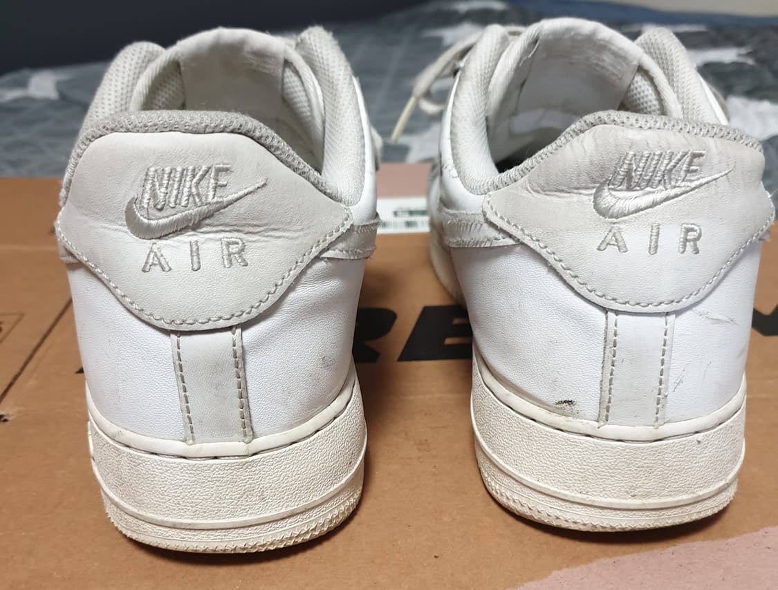 나이키 에어포스1 07 로우 스니커즈 화이트 (290) 상품이미지4