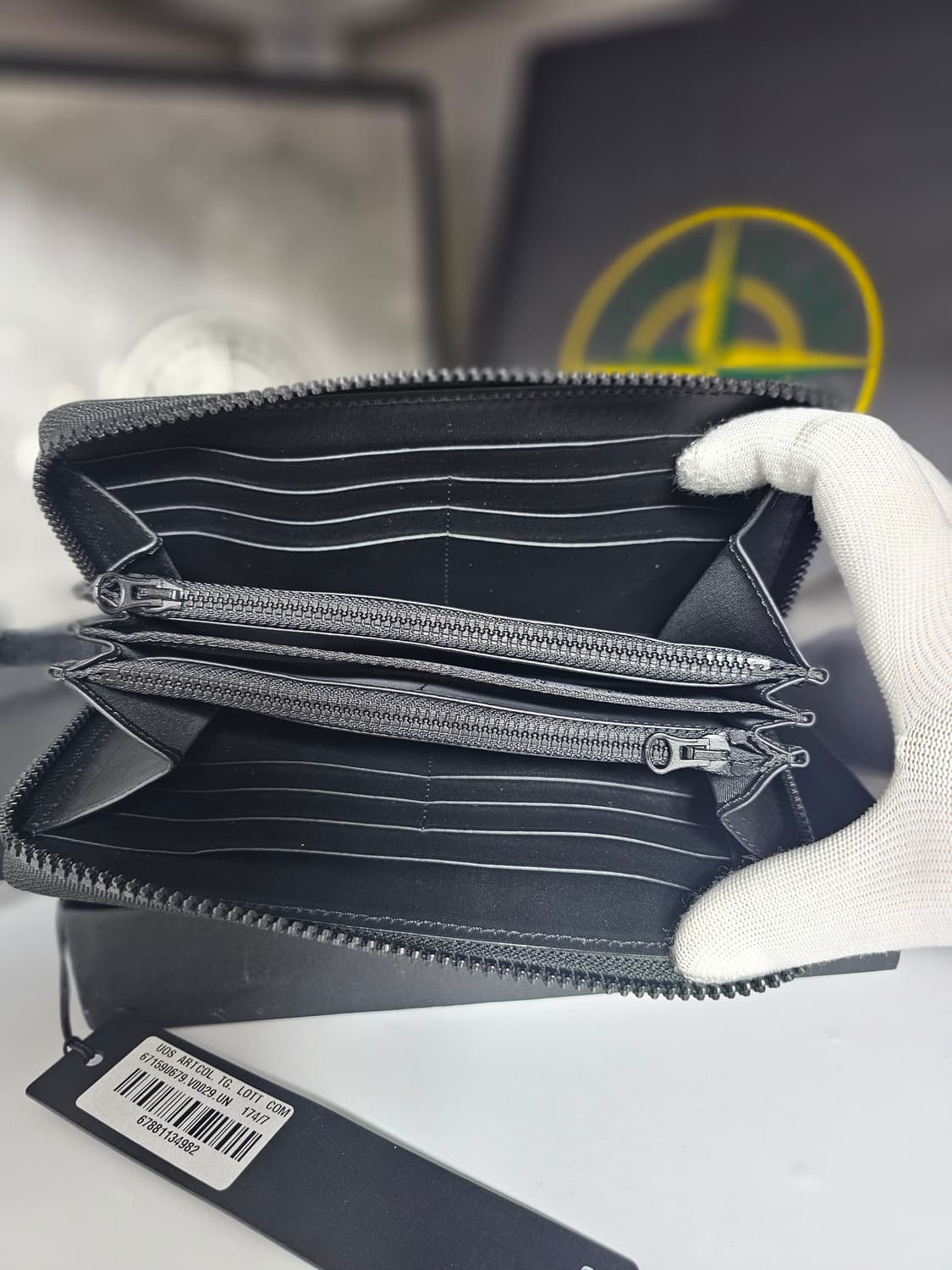 스톤아일랜드 리플렉티브 소가죽 장지갑 (새 상품) 상품이미지6