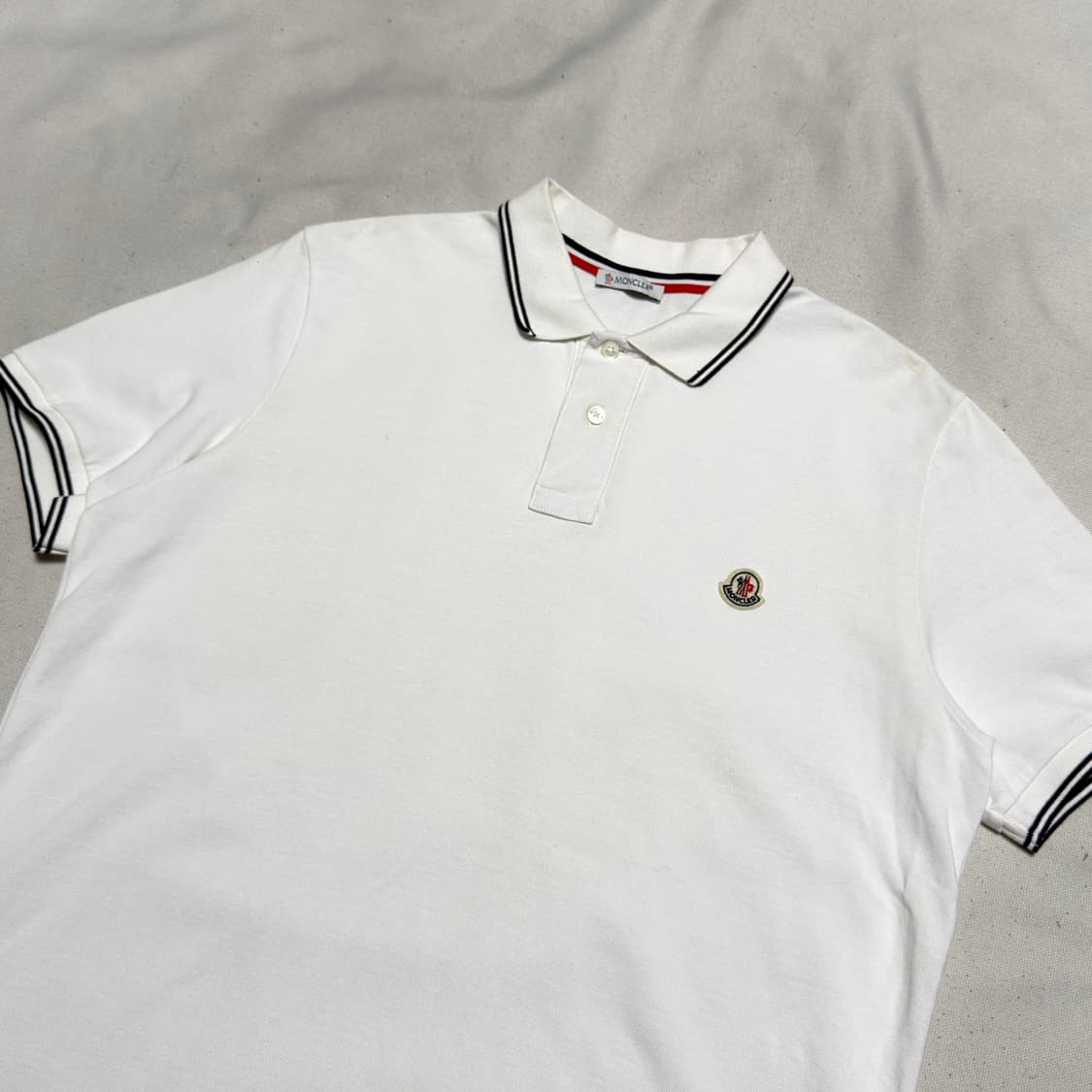 M 몽클레어 화이트 카라 반팔티 상품이미지1